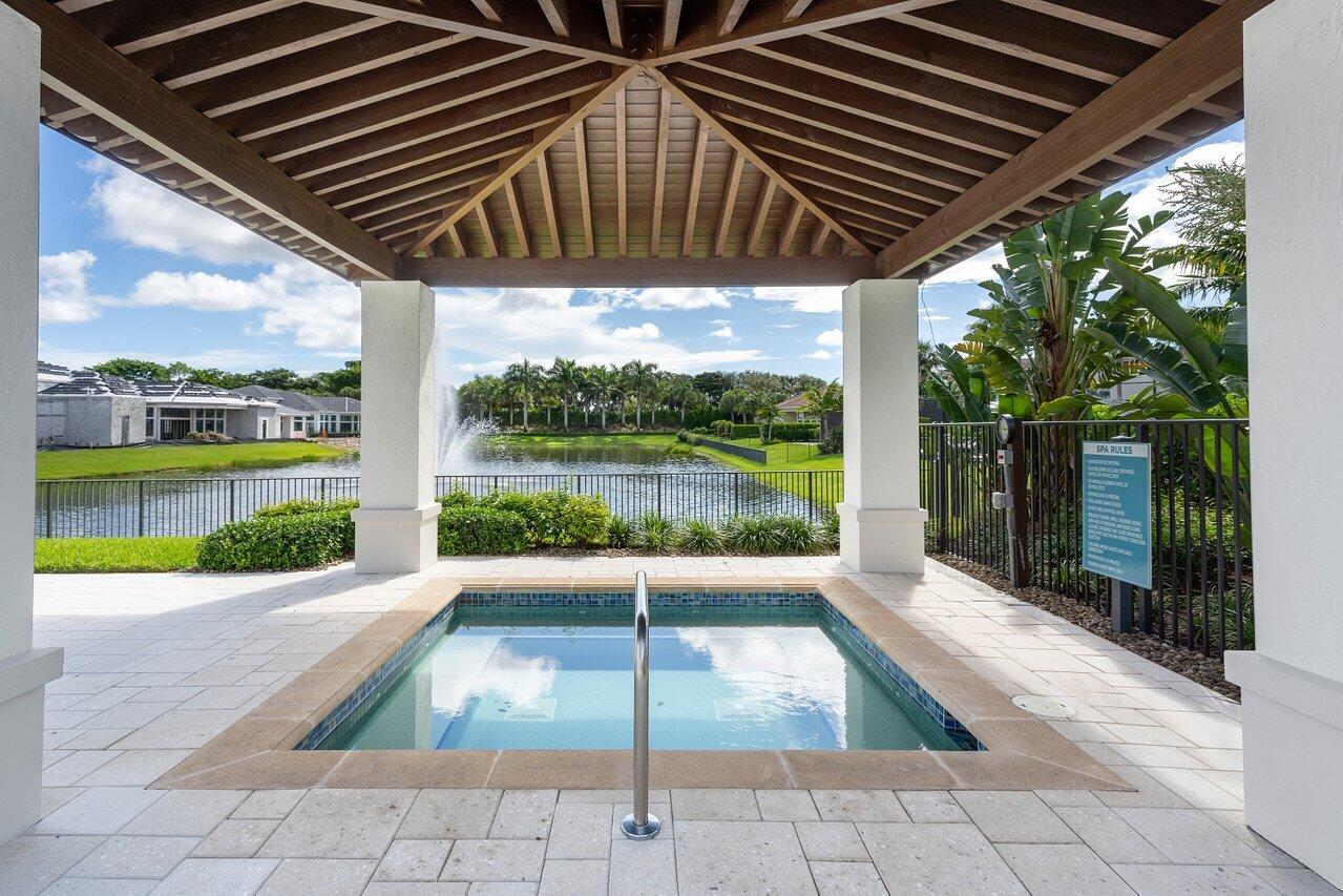 Royal Palm Polo - Residential