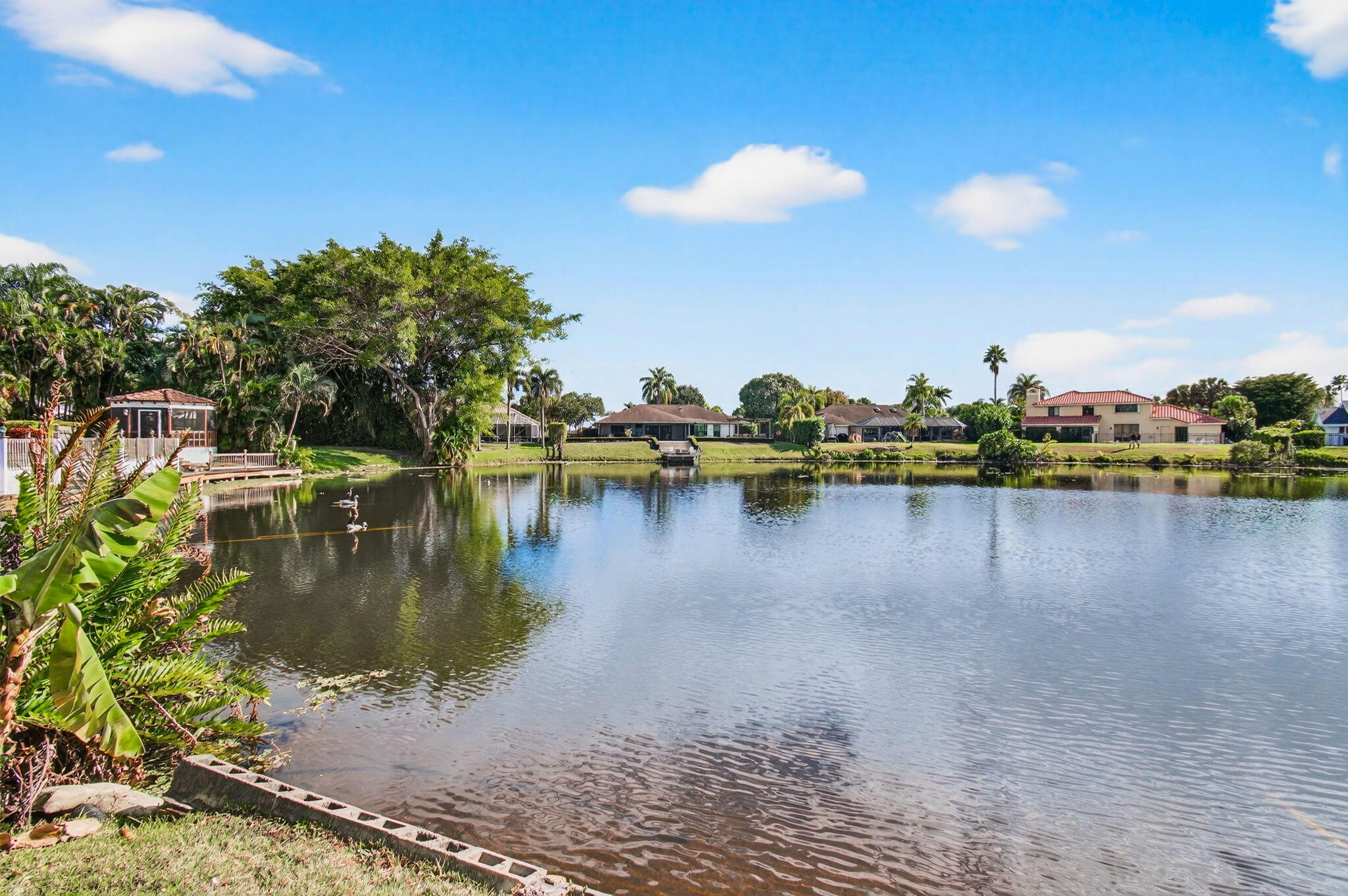 GREENVIEW SHORES - Residential
