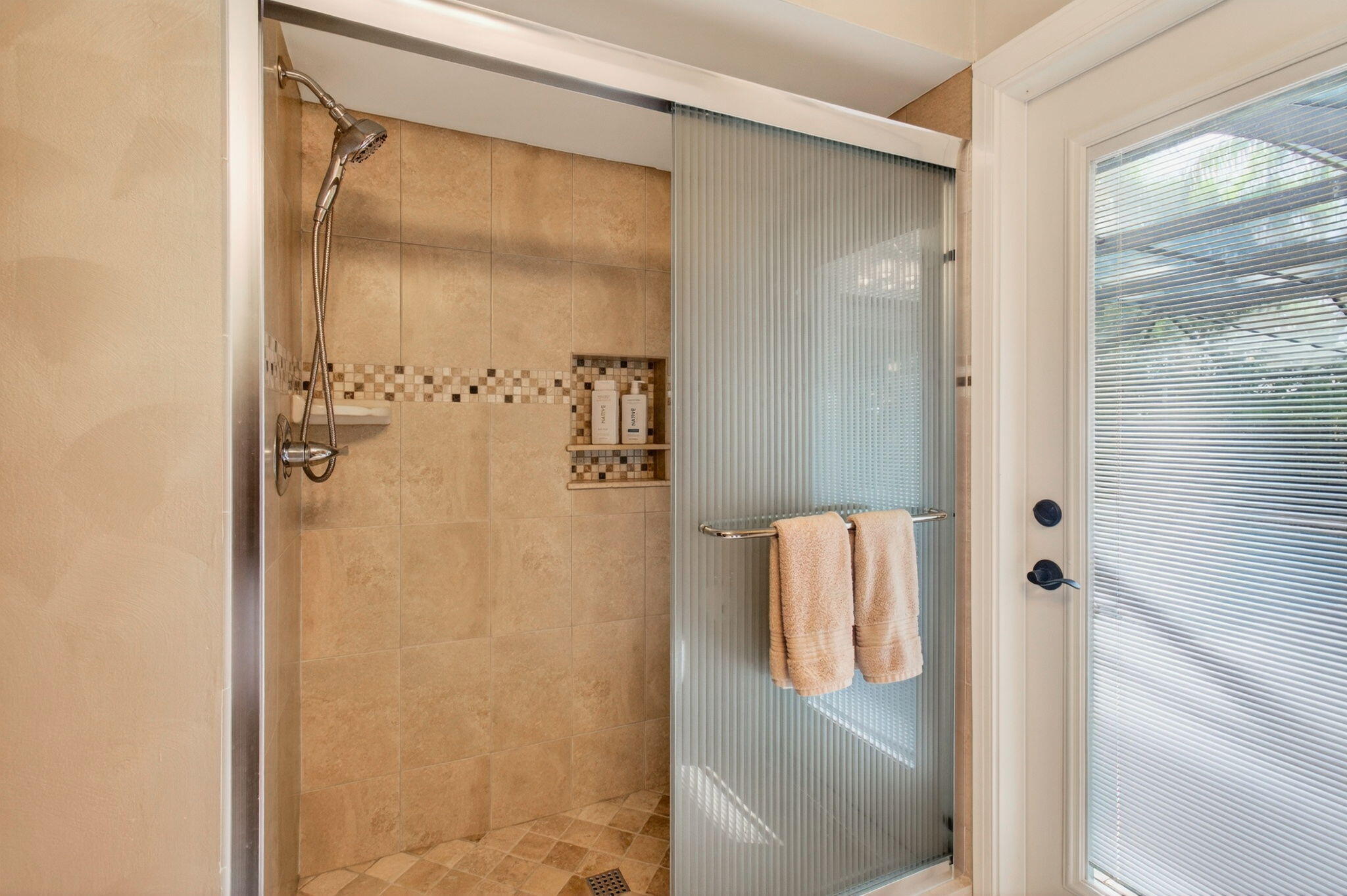 GREENVIEW SHORES - Residential