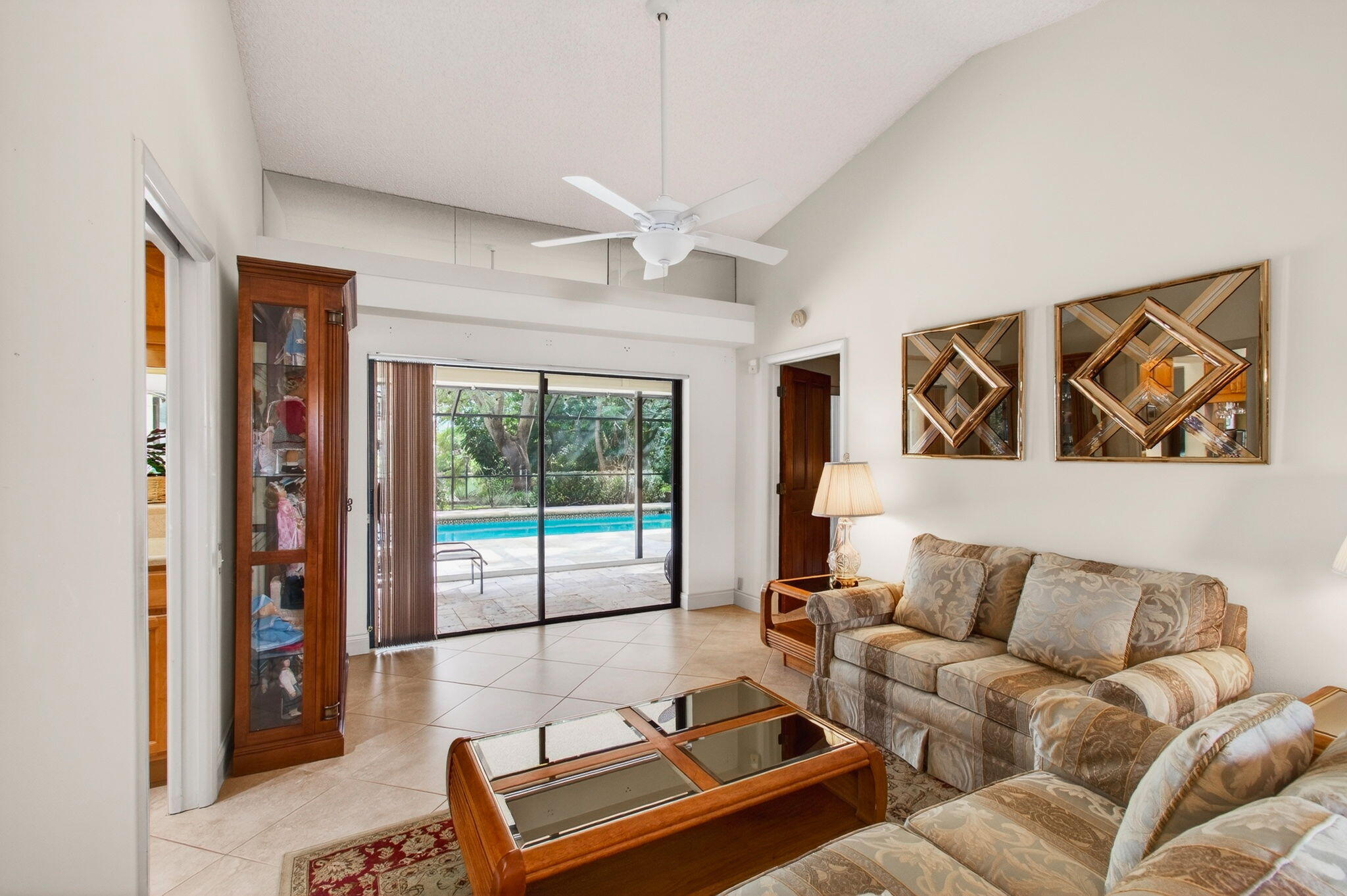 GREENVIEW SHORES - Residential