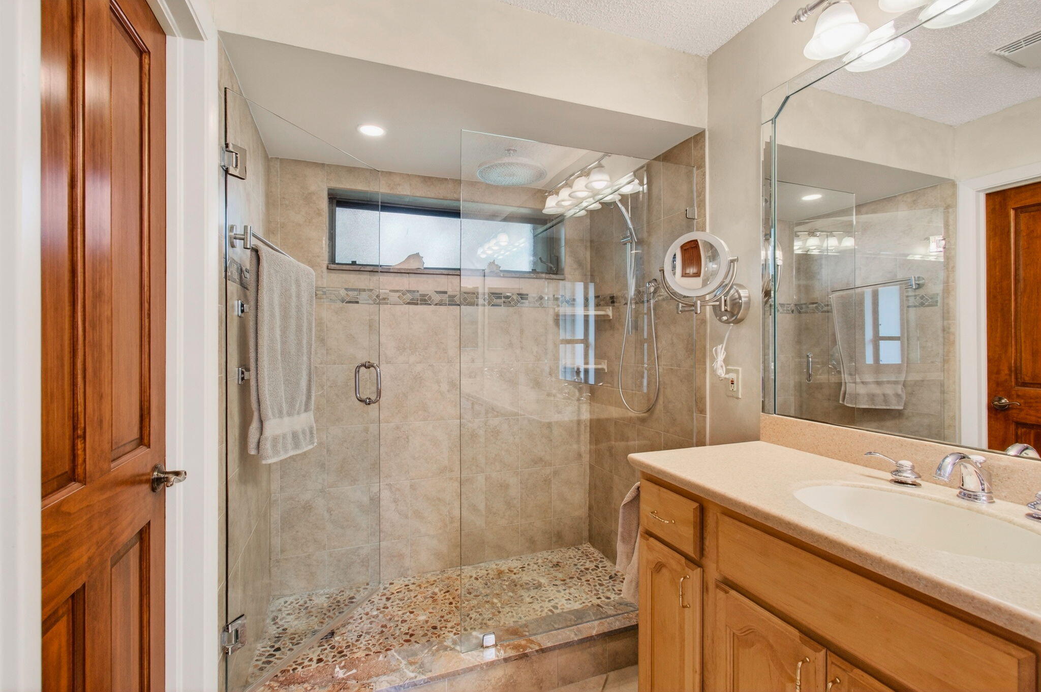 GREENVIEW SHORES - Residential