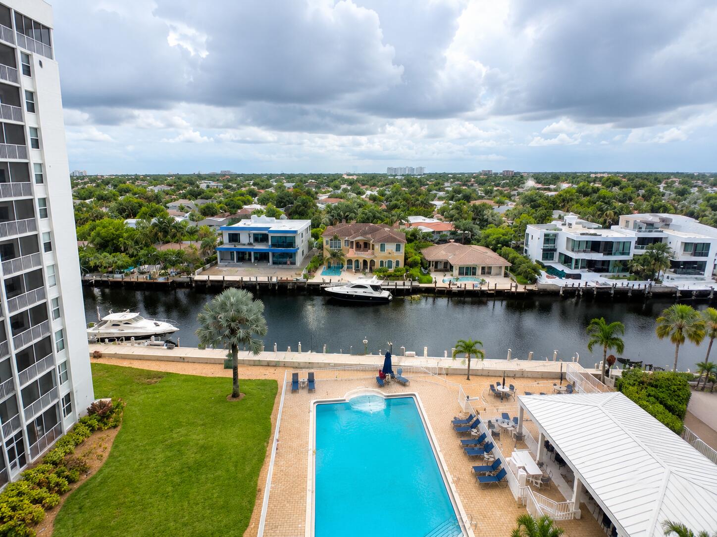 DELPHI TOWERS CONDO - Residential Lease