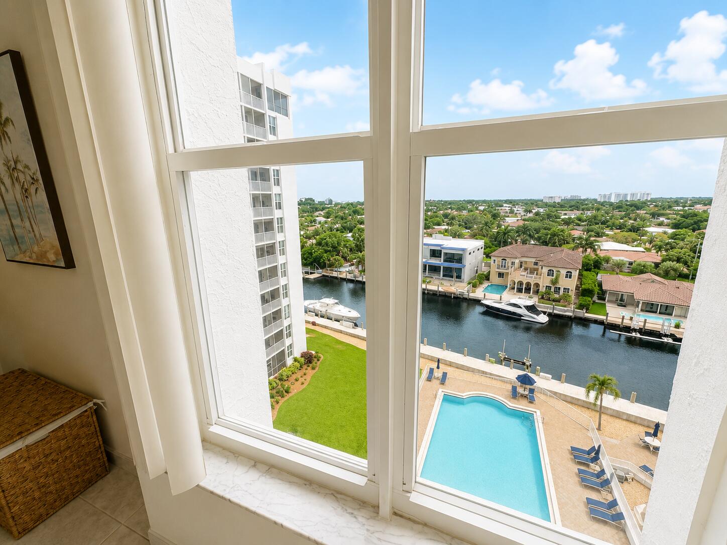 DELPHI TOWERS CONDO - Residential Lease