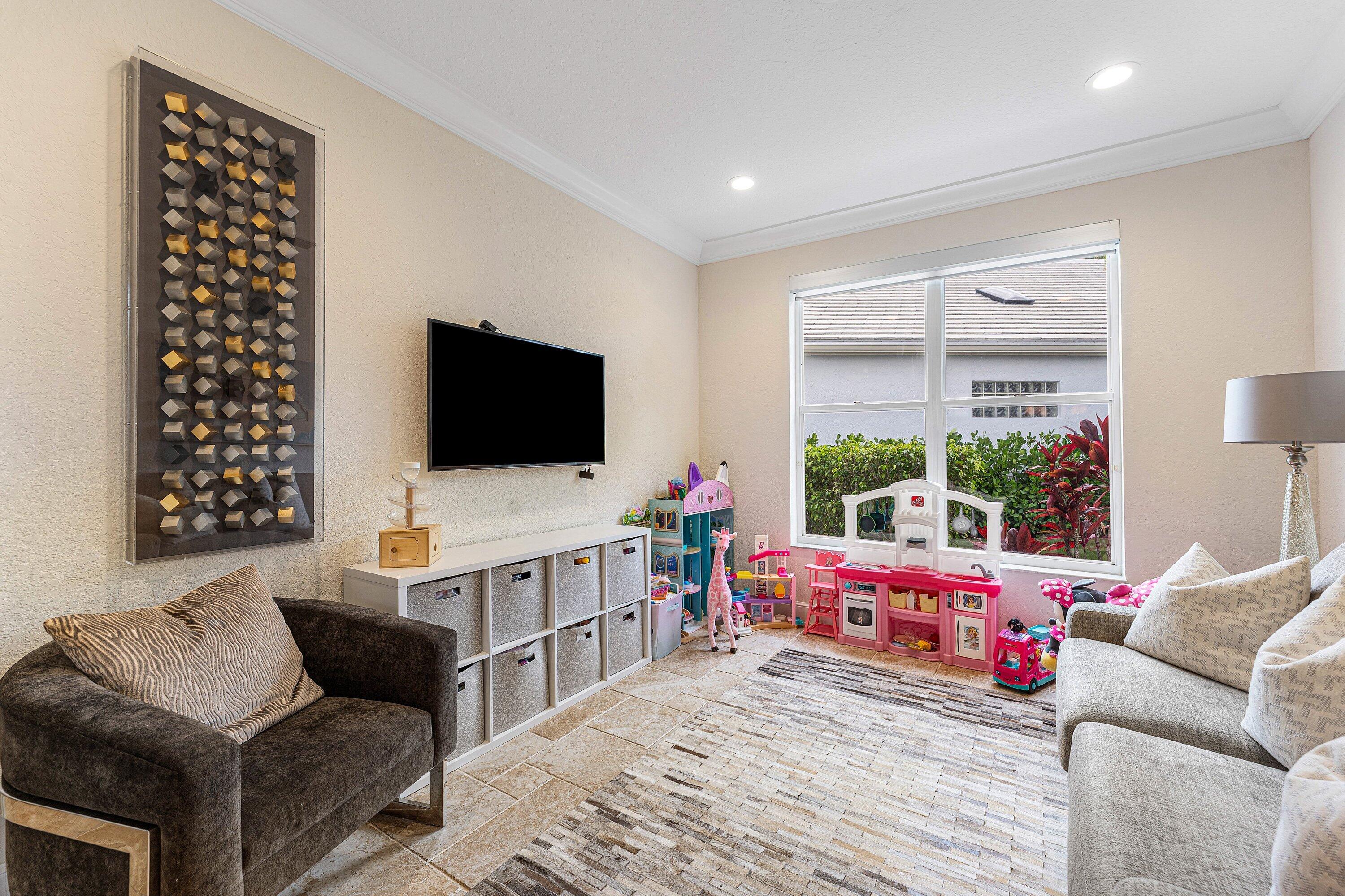 STRATFORD GREEN - Residential