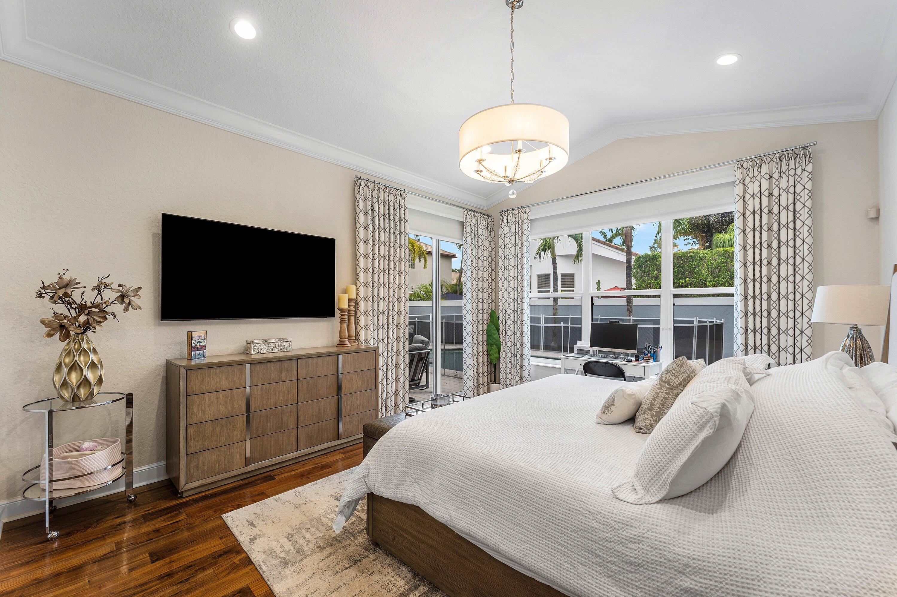 STRATFORD GREEN - Residential