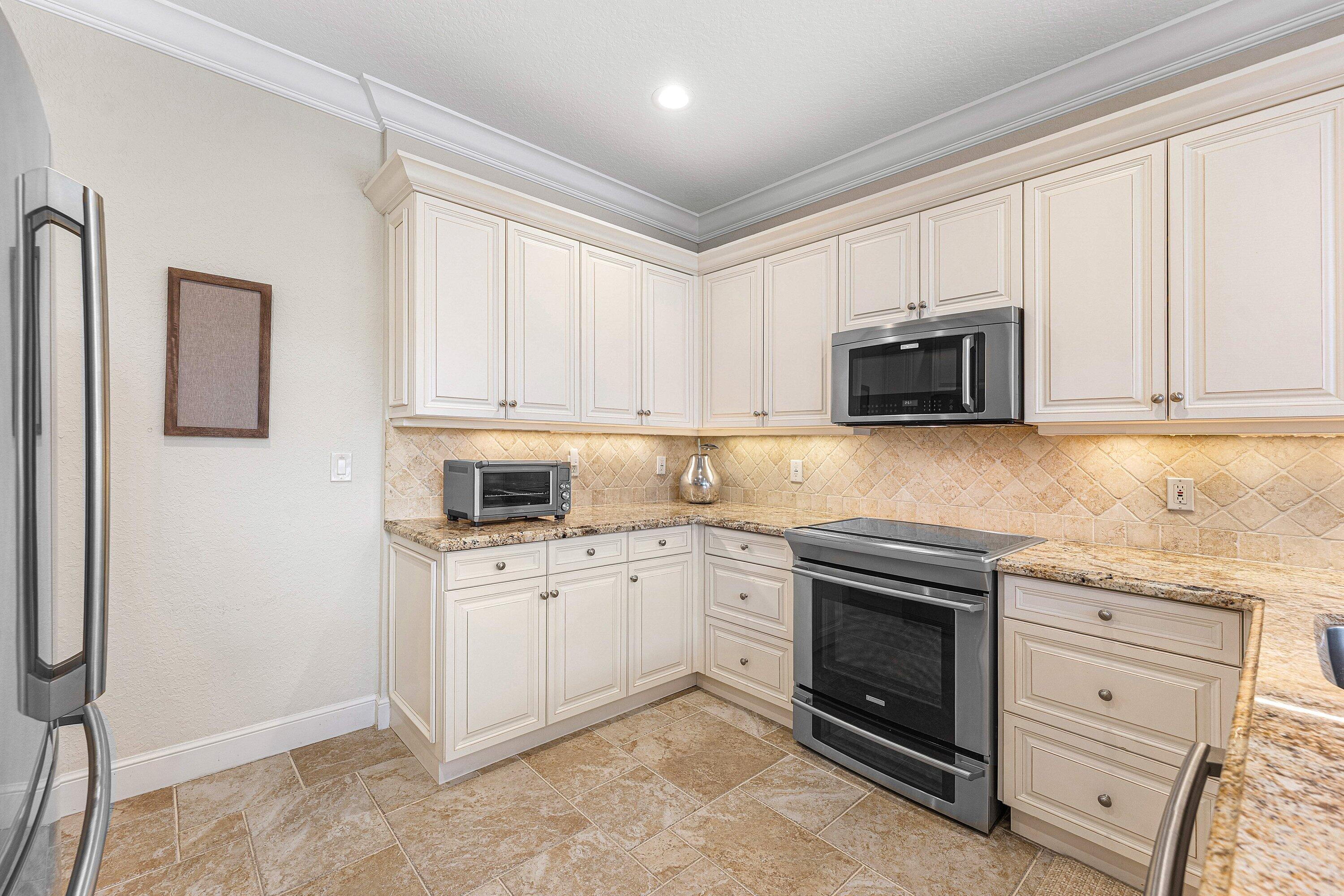 STRATFORD GREEN - Residential