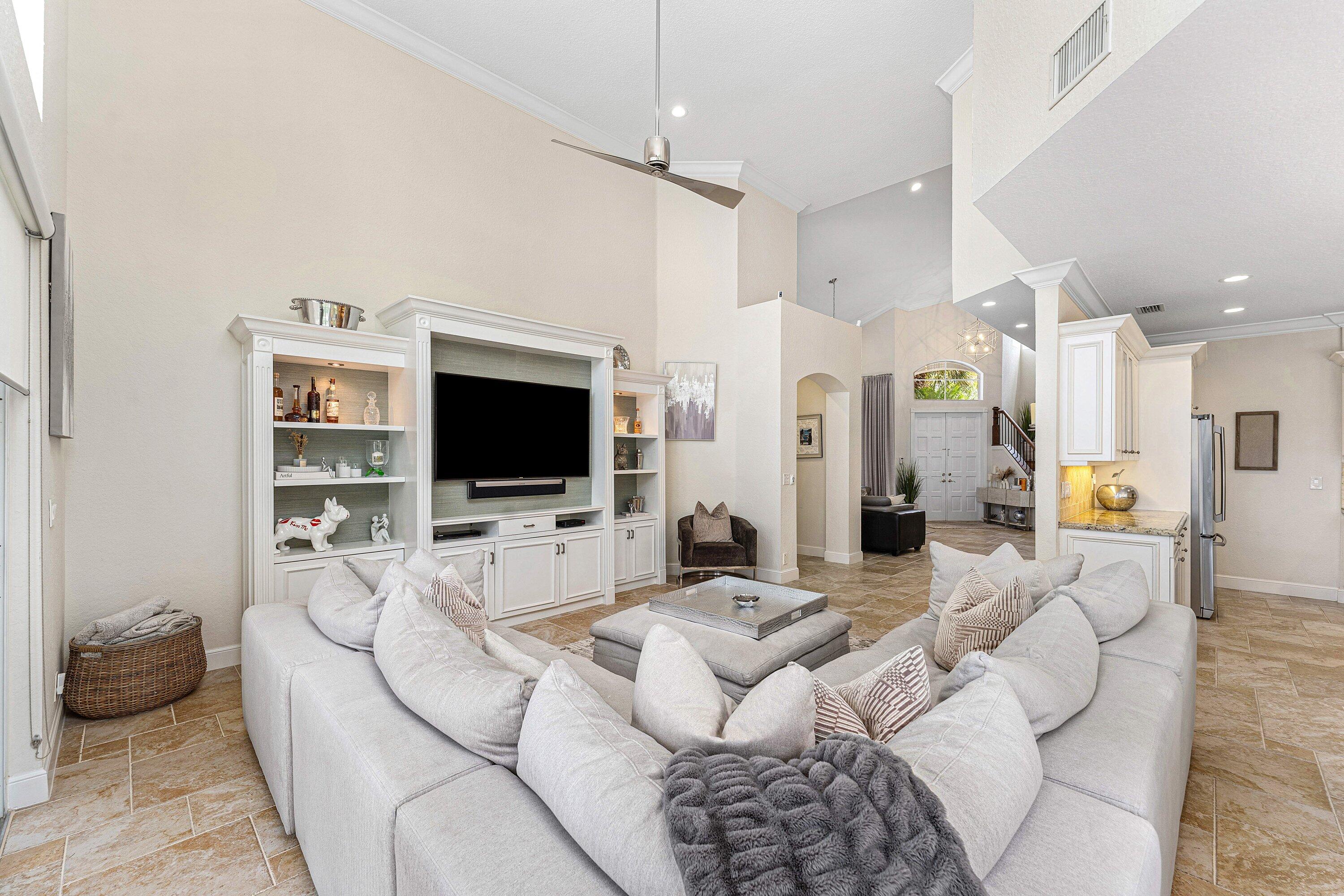 STRATFORD GREEN - Residential