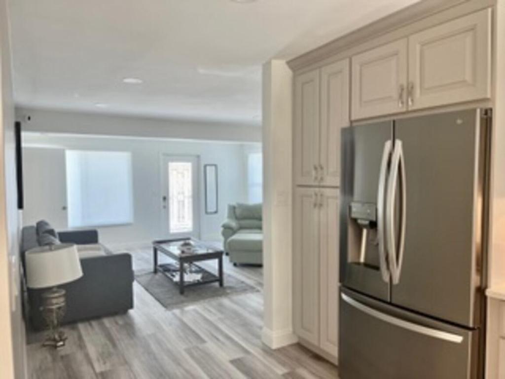 NORTH ANDREWS TERRACE - Residential