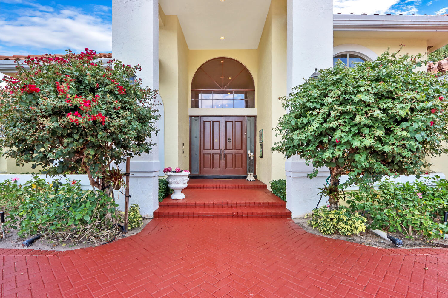 FRENCHMANS CREEK - Residential