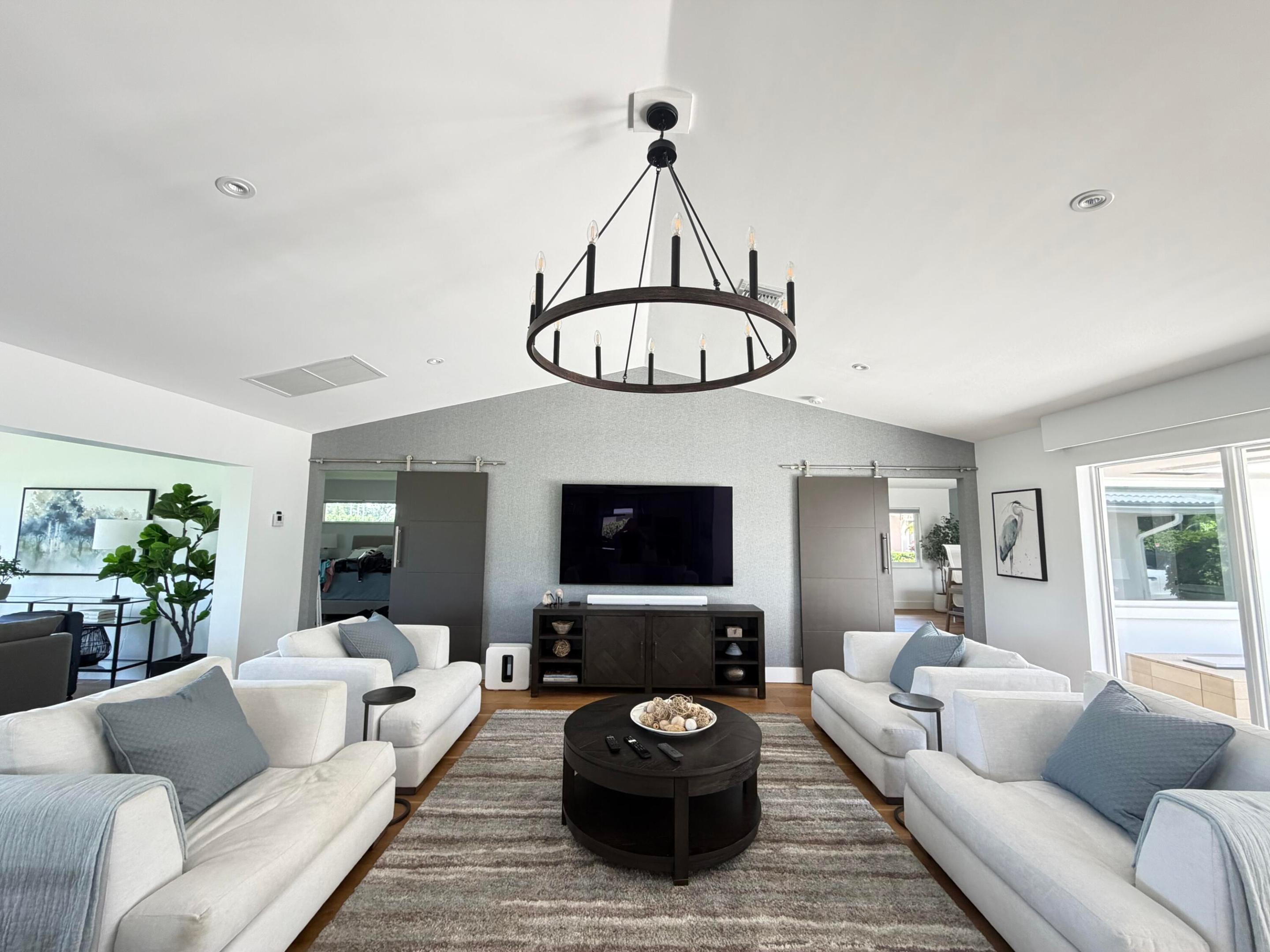 QUAIL RIDGE CONDO 21 - Residential