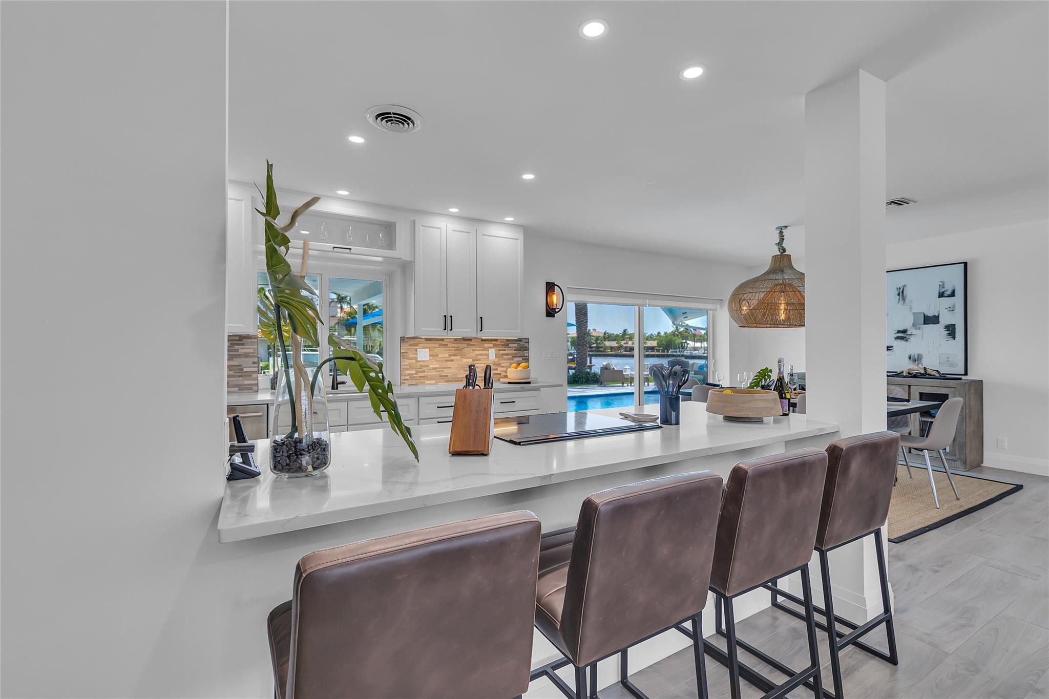 BERMUDA-RIVIERA - Residential Lease