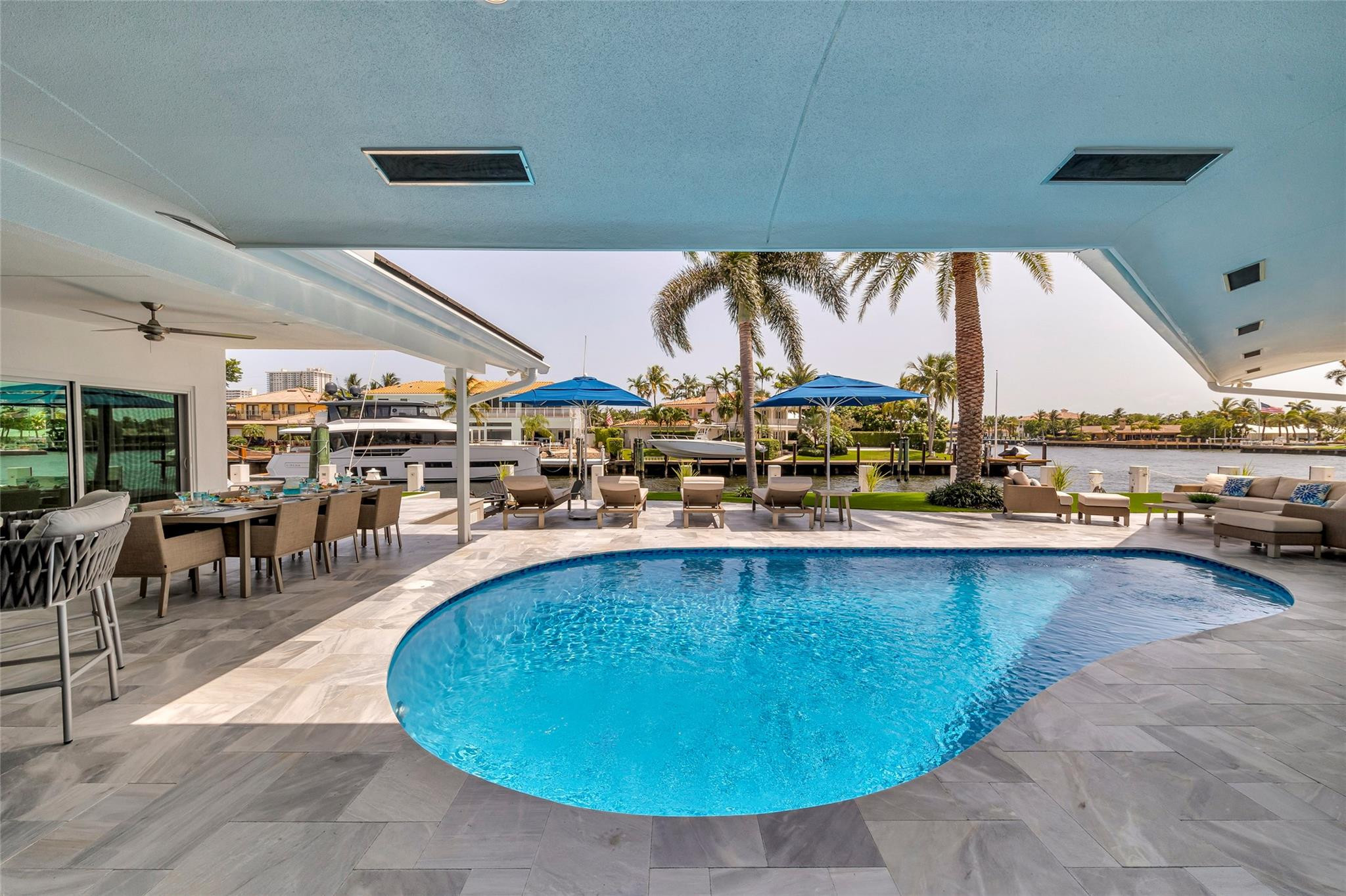 BERMUDA-RIVIERA - Residential Lease