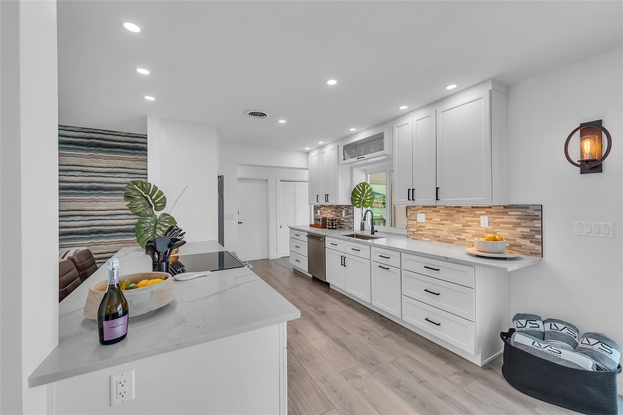 BERMUDA-RIVIERA - Residential Lease