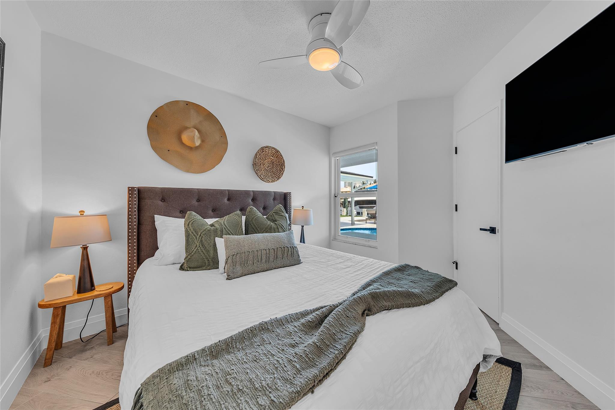BERMUDA-RIVIERA - Residential Lease