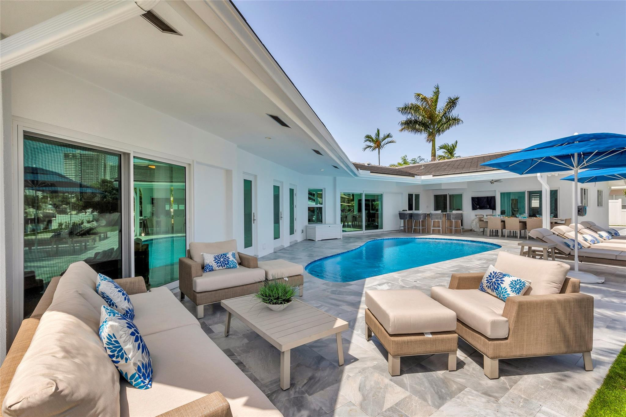 BERMUDA-RIVIERA - Residential Lease