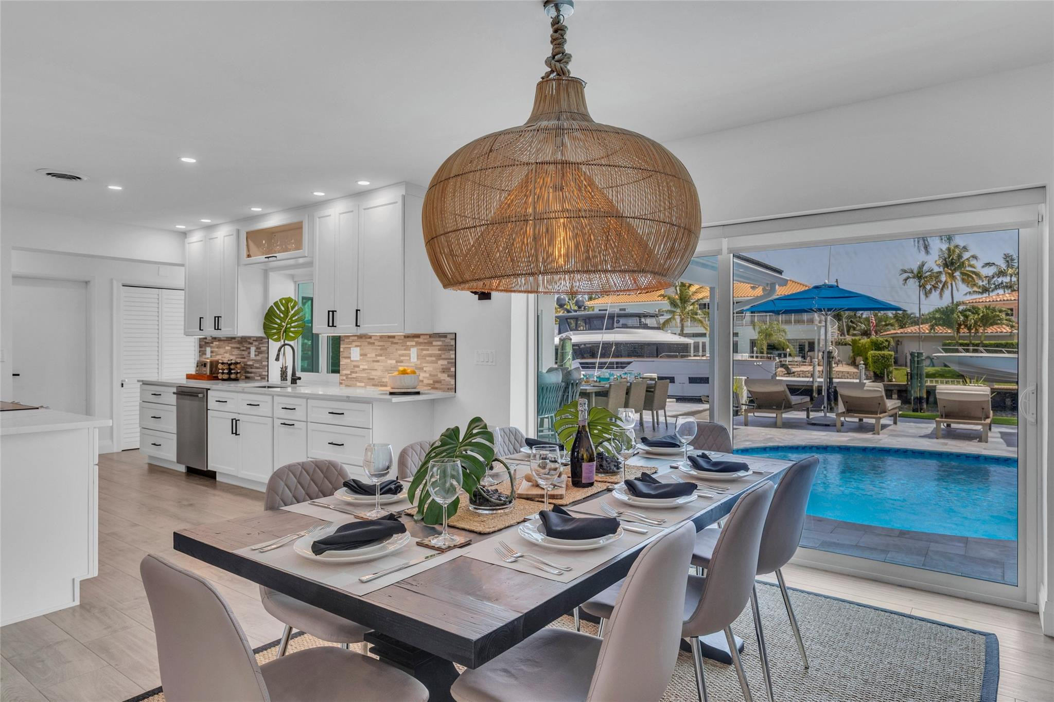 BERMUDA-RIVIERA - Residential Lease
