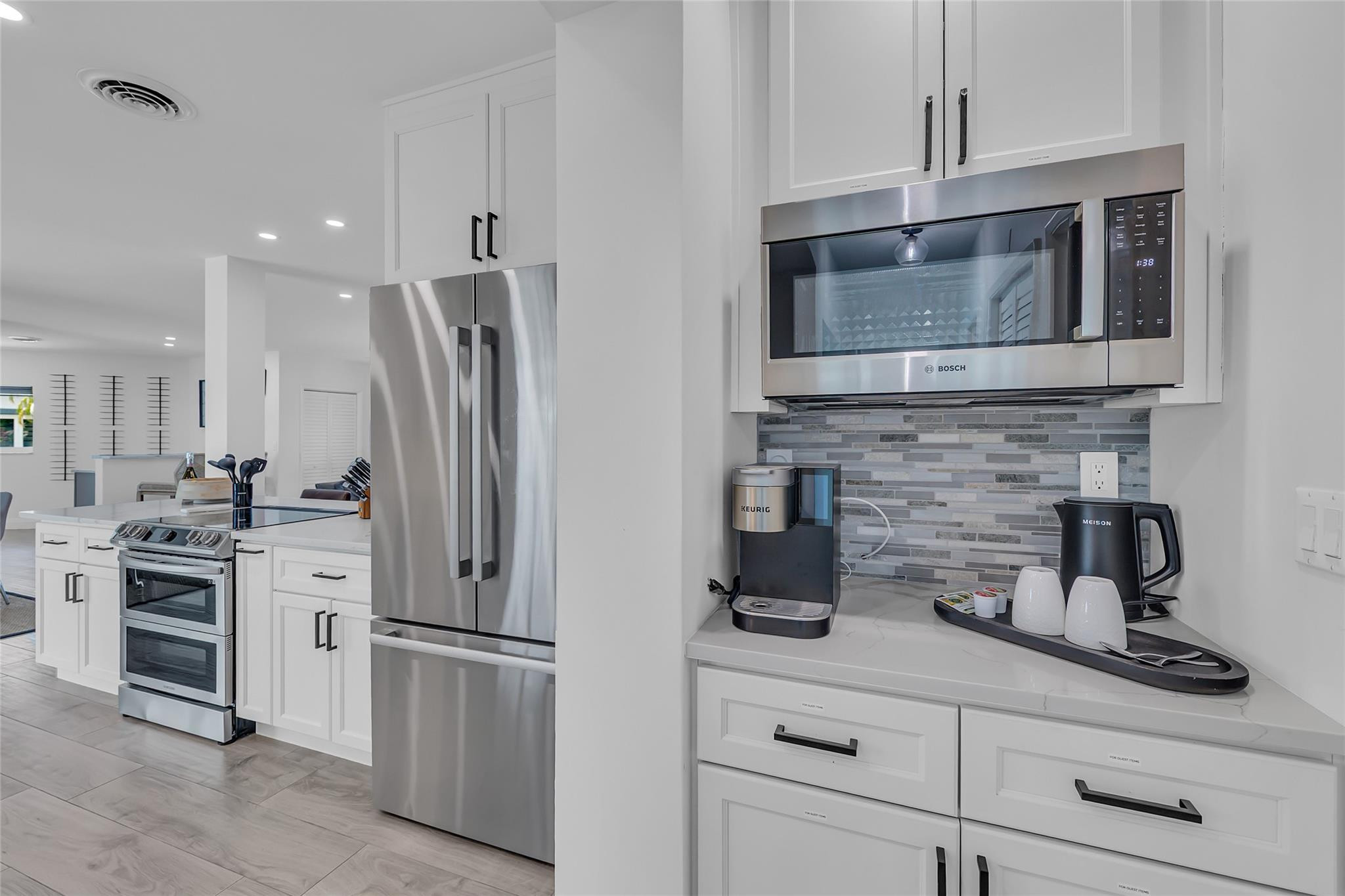 BERMUDA-RIVIERA - Residential Lease