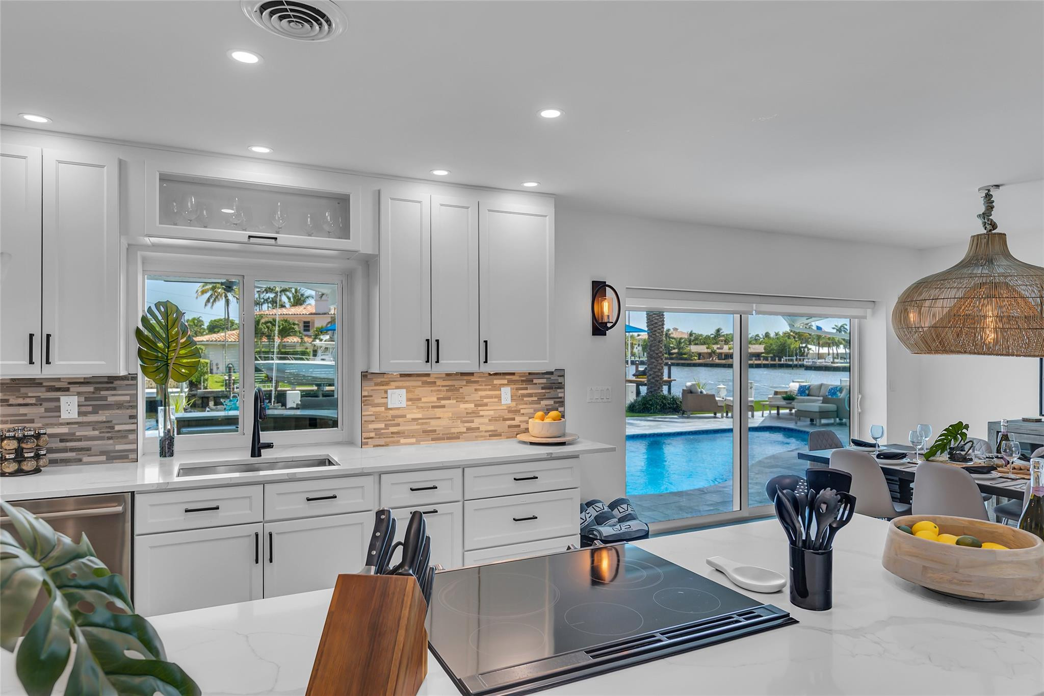 BERMUDA-RIVIERA - Residential Lease