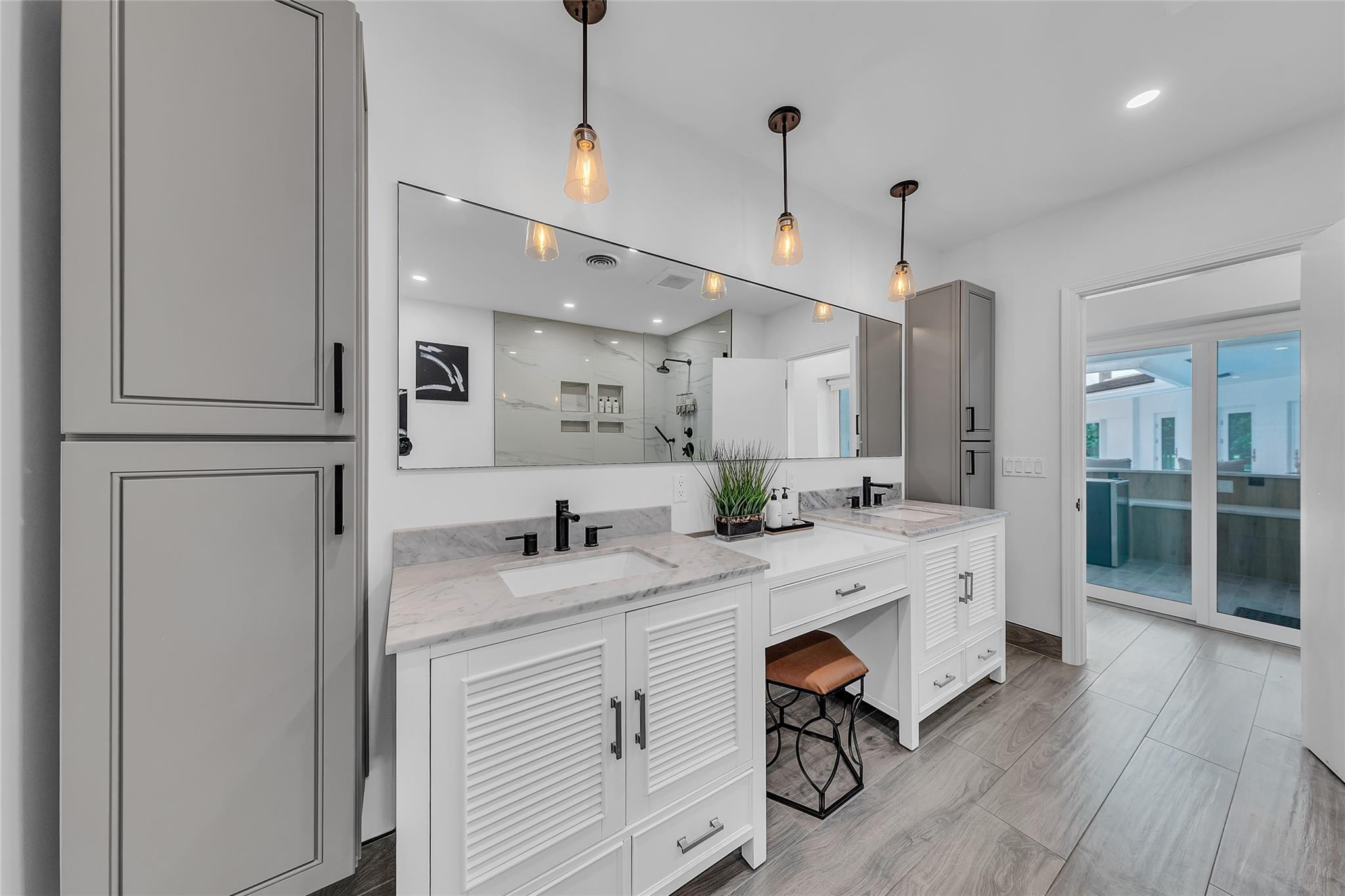 BERMUDA-RIVIERA - Residential Lease