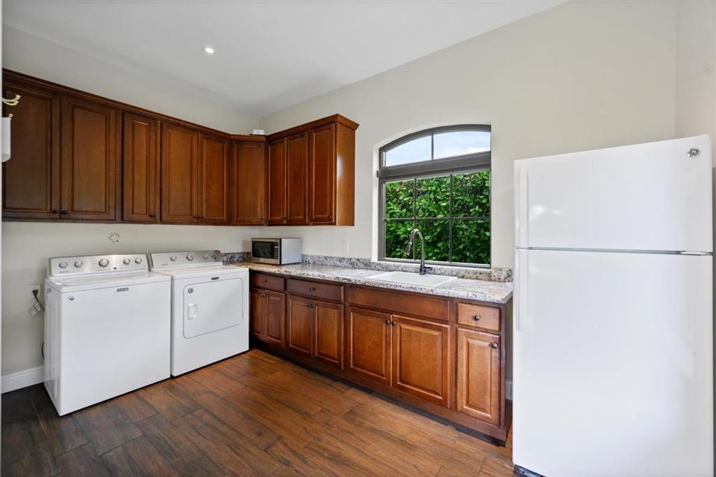 SOUTHFIELDS - Residential