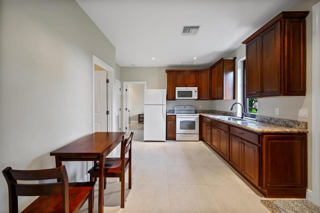 SOUTHFIELDS - Residential