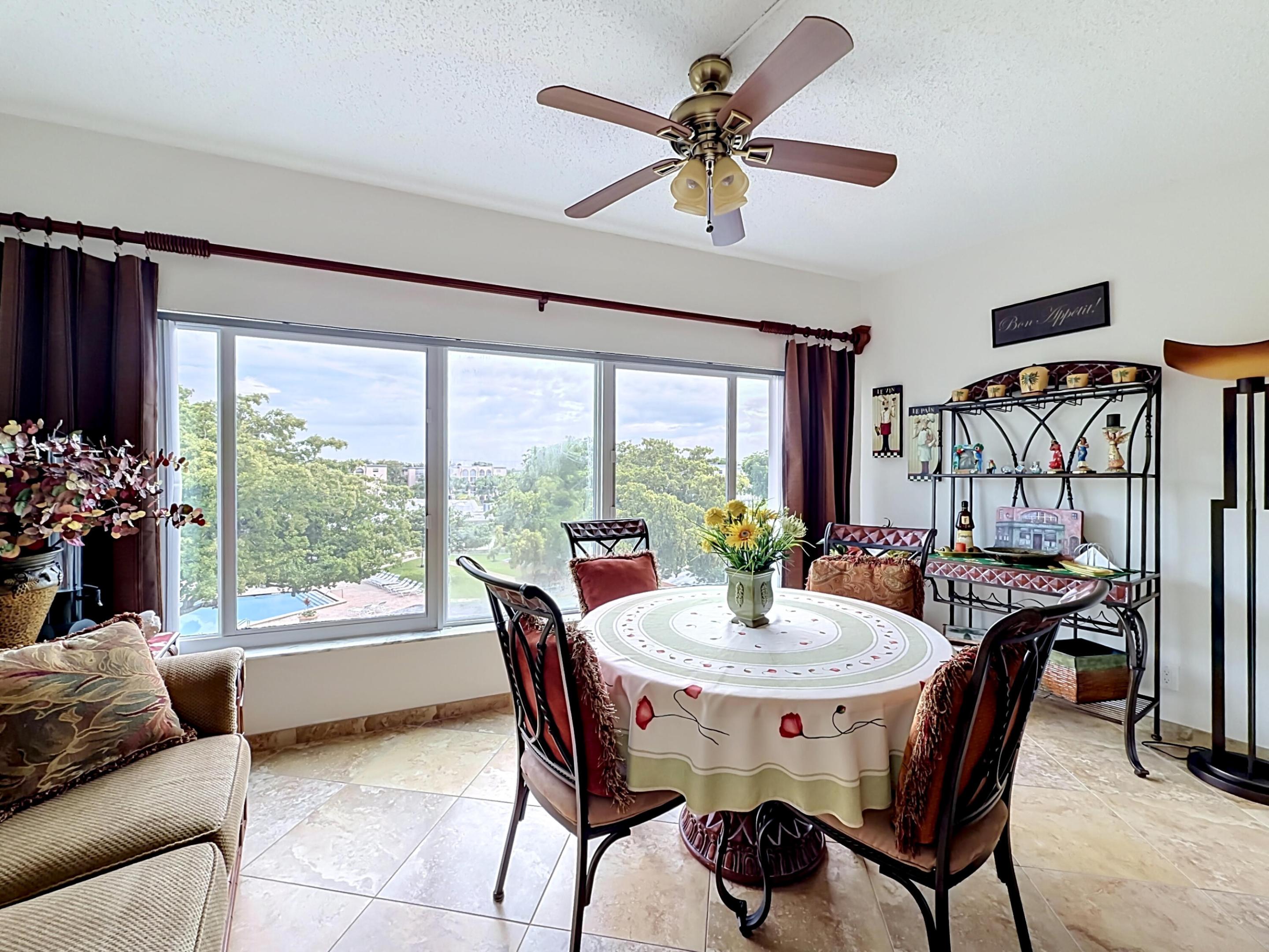 GARNET CONDO - Residential