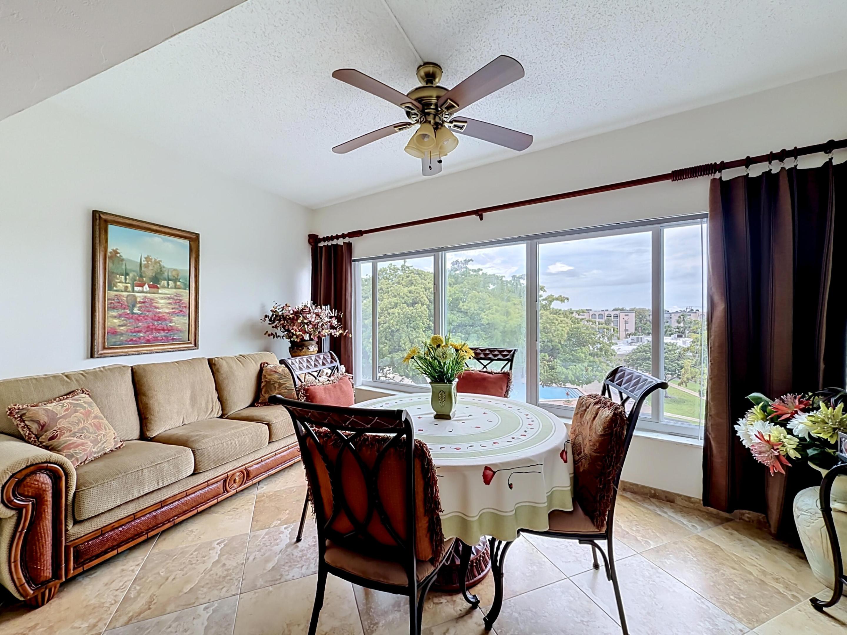 GARNET CONDO - Residential