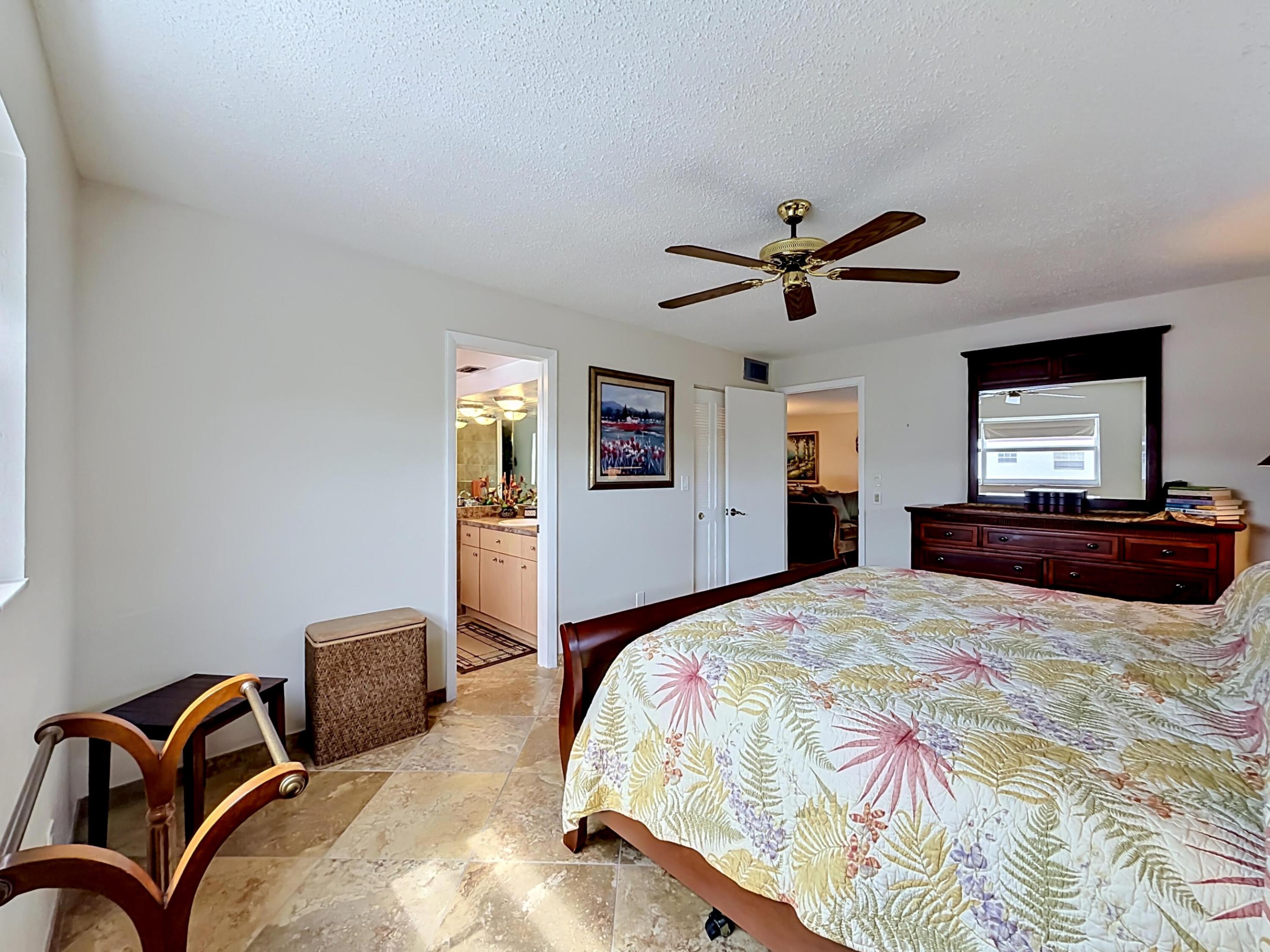 GARNET CONDO - Residential