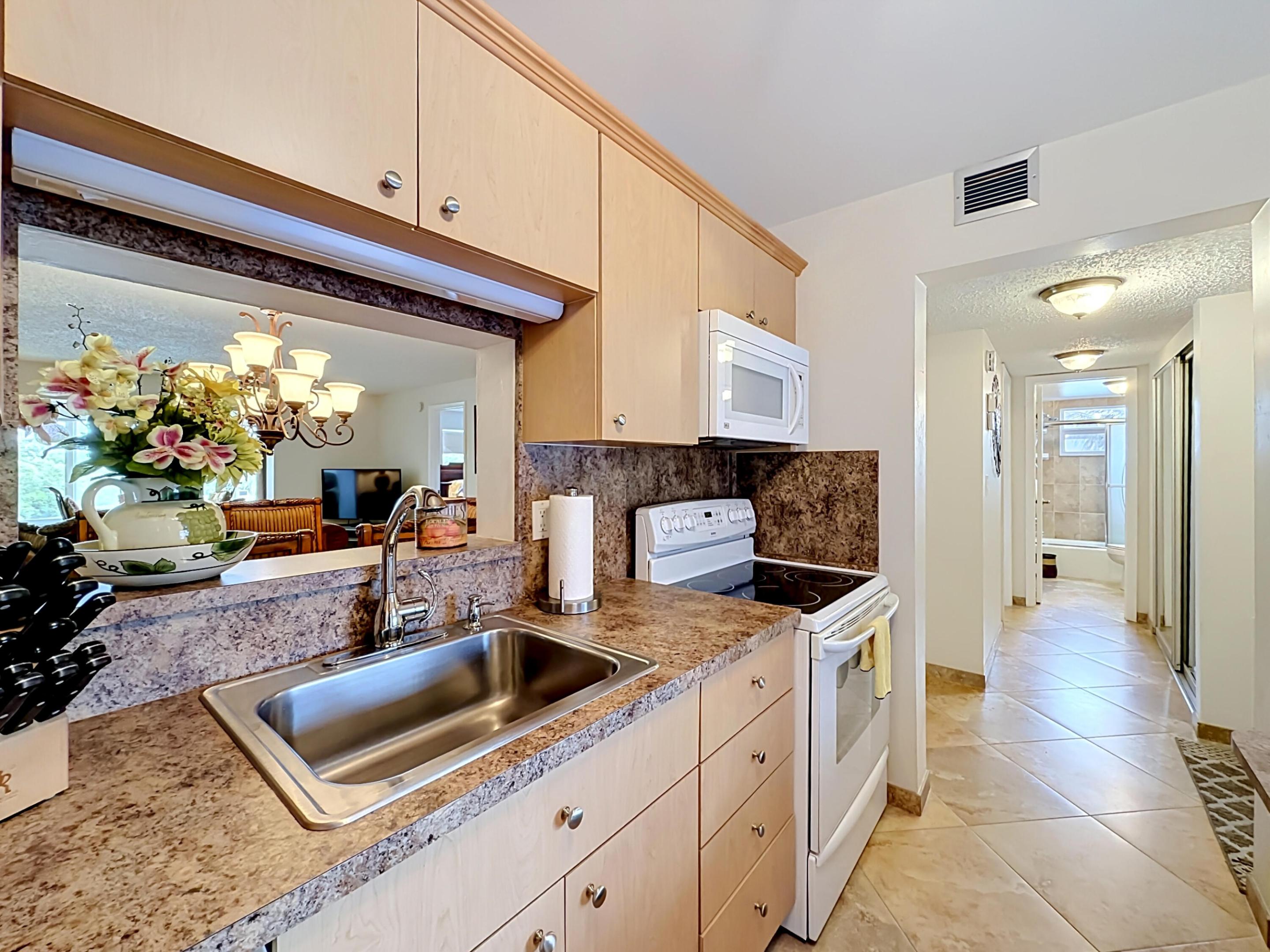GARNET CONDO - Residential