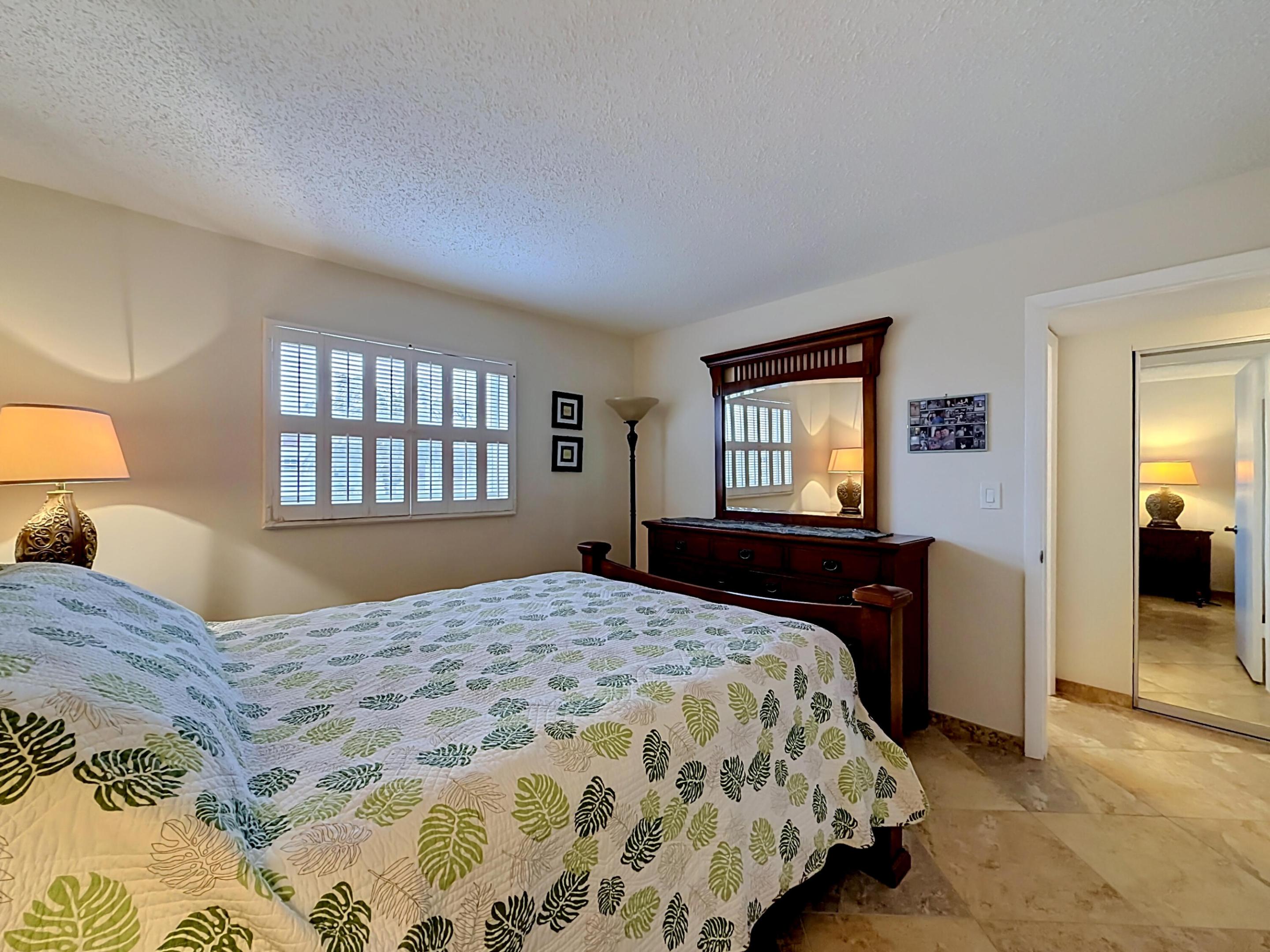GARNET CONDO - Residential