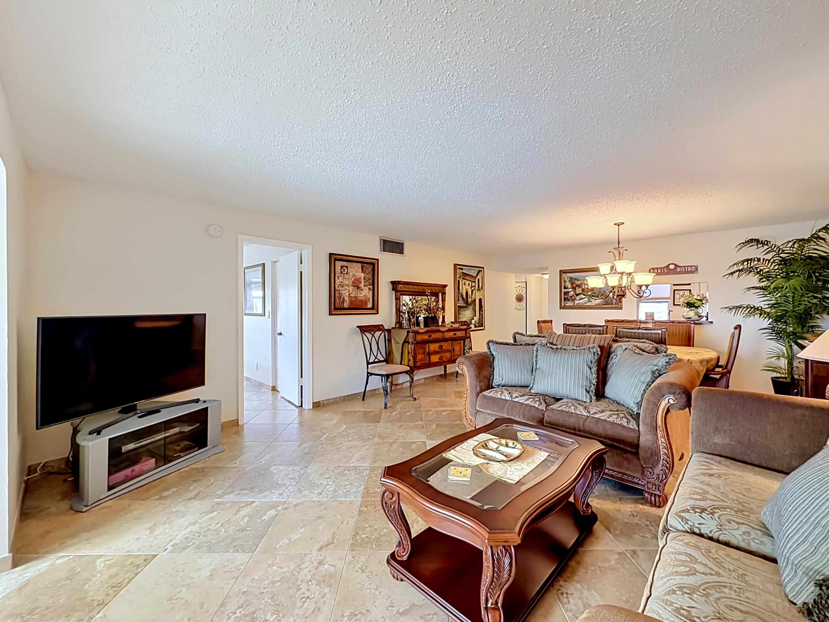 GARNET CONDO - Residential