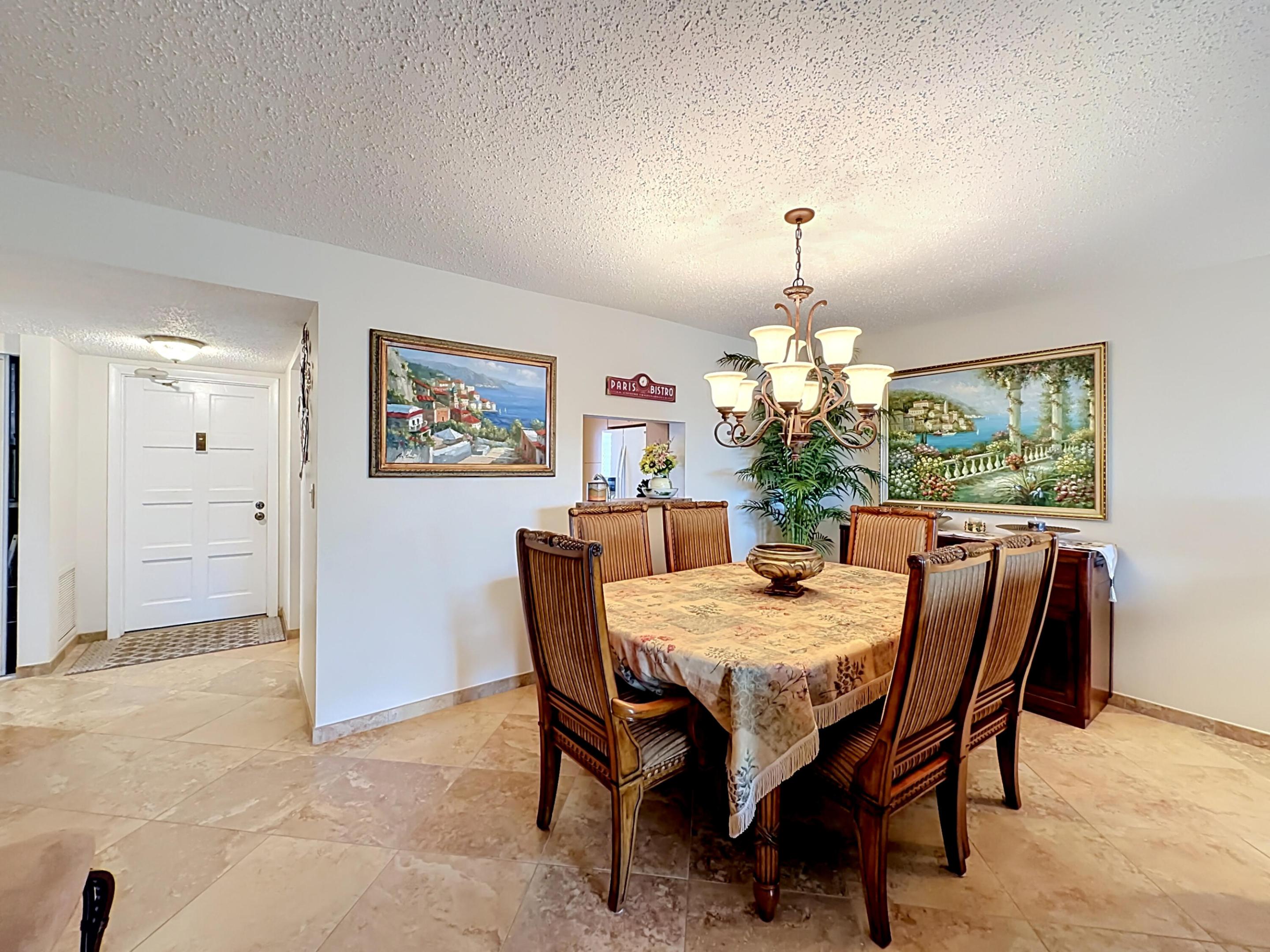 GARNET CONDO - Residential