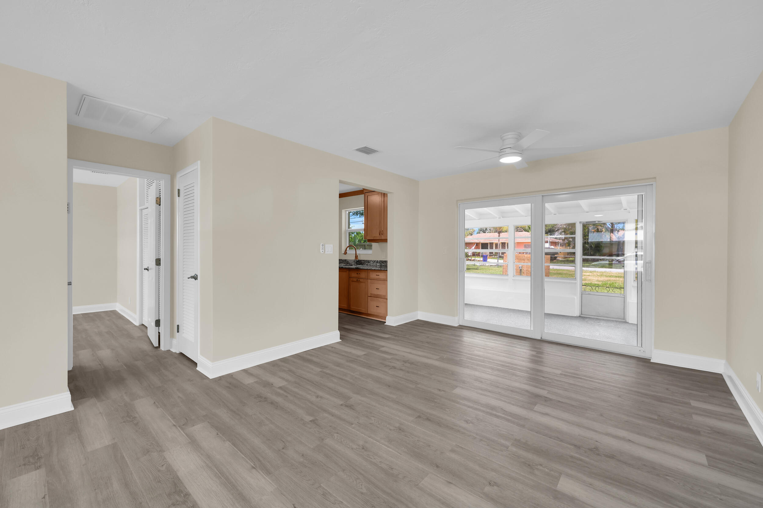 SOUTHGATE - Residential Lease
