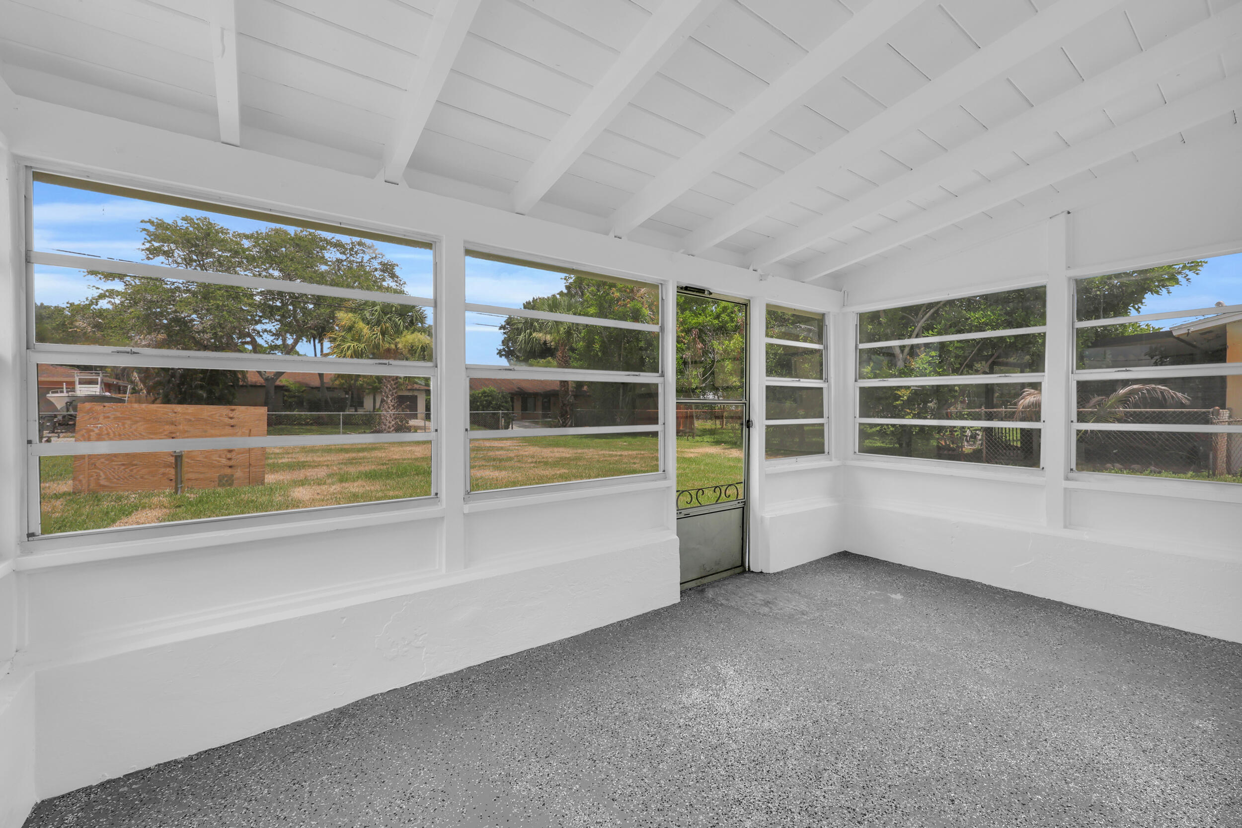 SOUTHGATE - Residential Lease