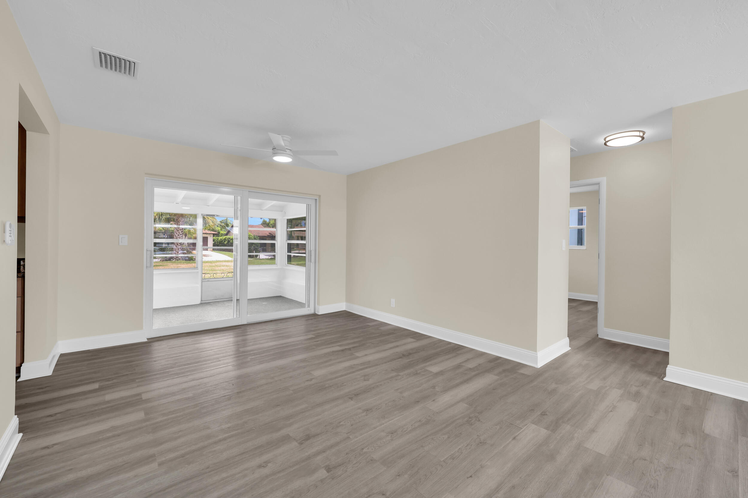 SOUTHGATE - Residential Lease