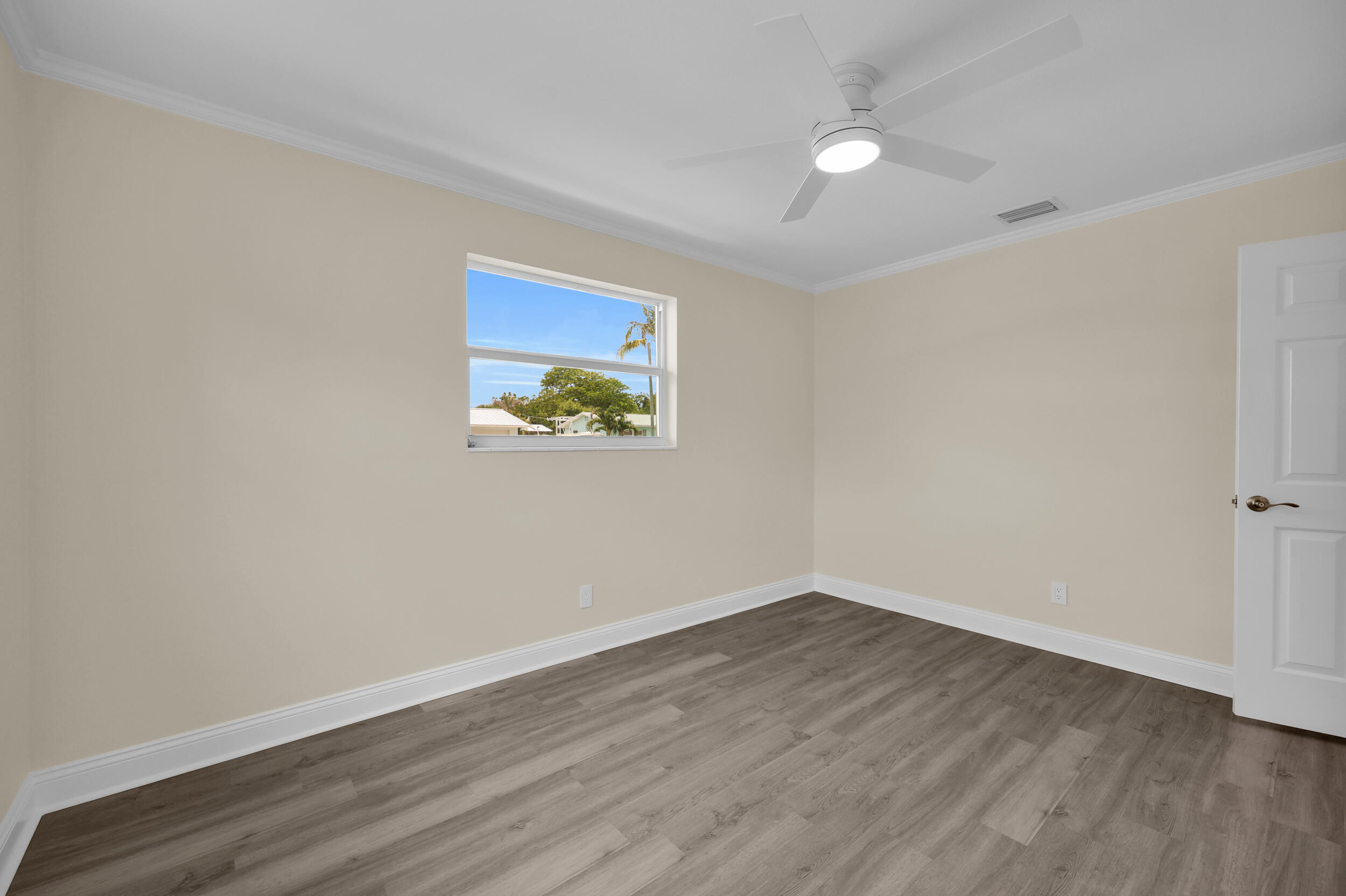 SOUTHGATE - Residential Lease