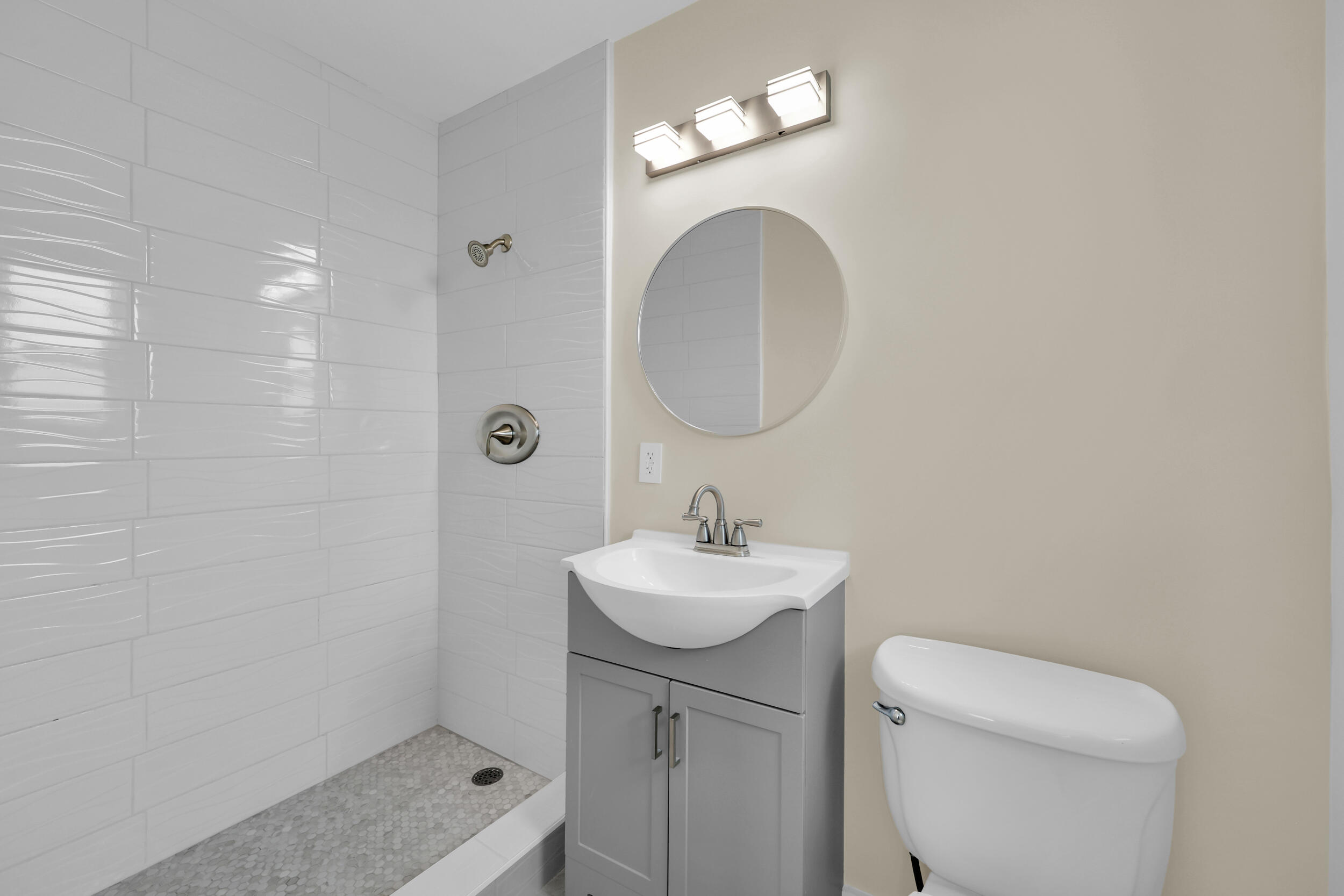 SOUTHGATE - Residential Lease