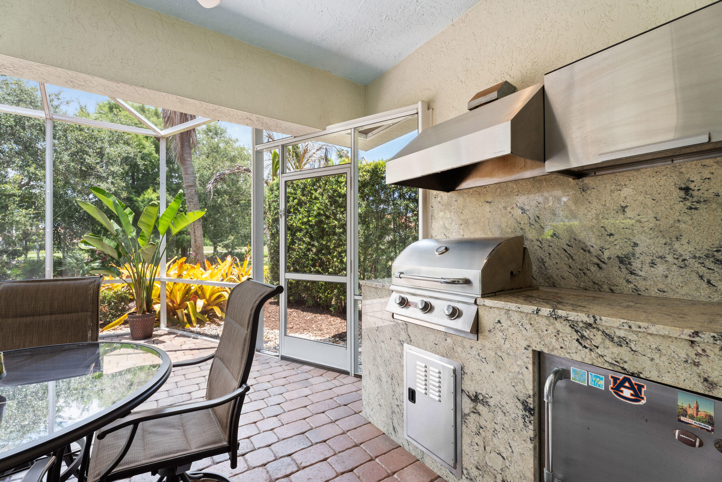 PALM COVE GOLF & YACHT CLUB - Residential