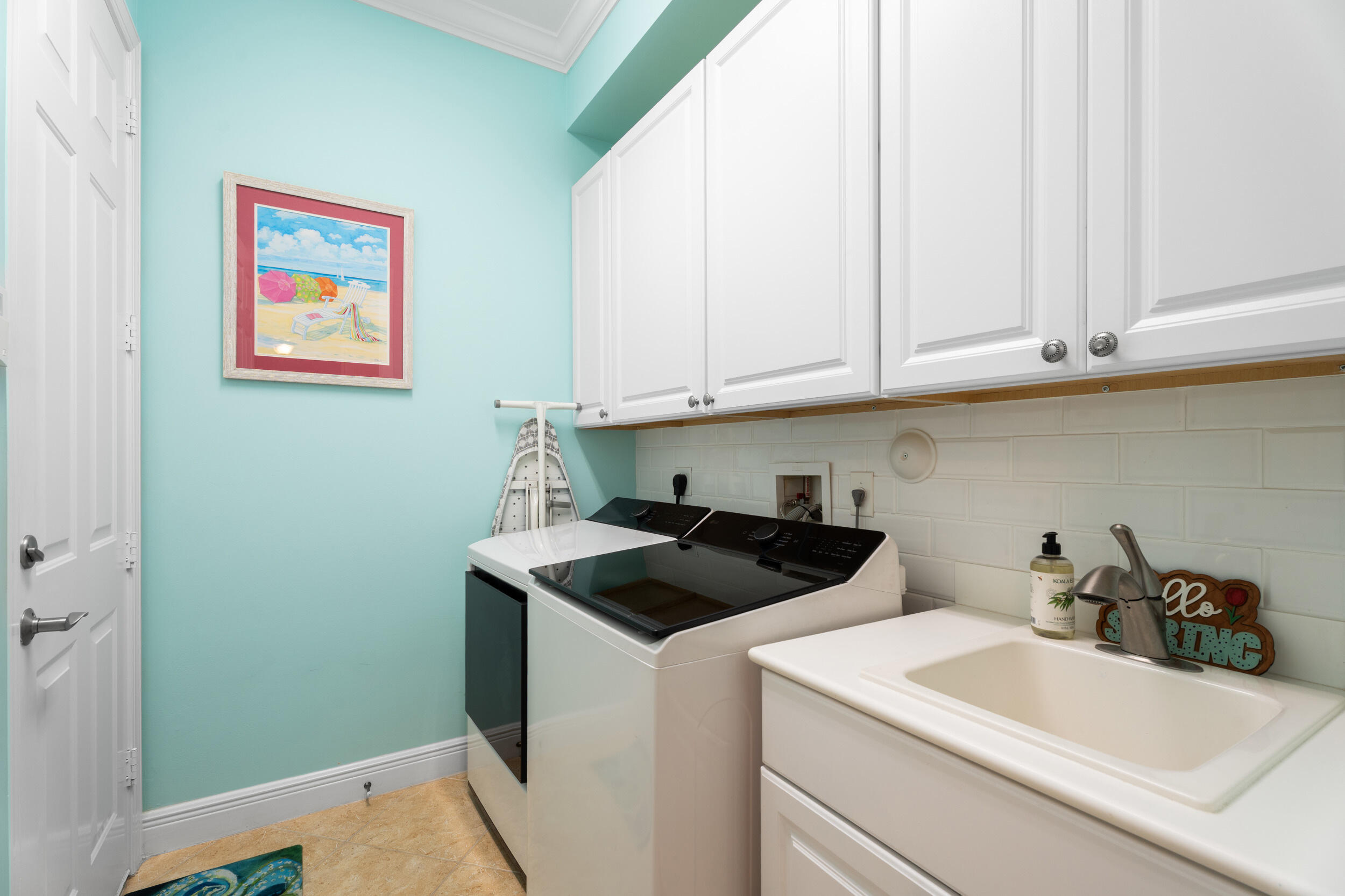 PALM COVE GOLF & YACHT CLUB - Residential
