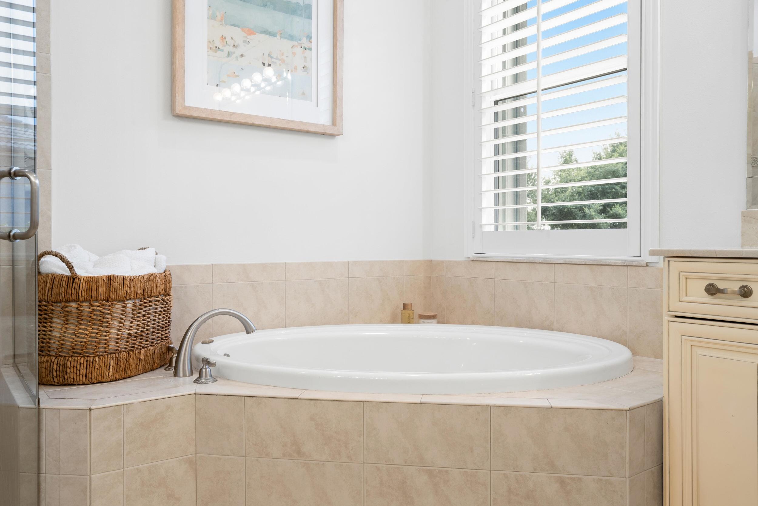 PALM COVE GOLF & YACHT CLUB - Residential