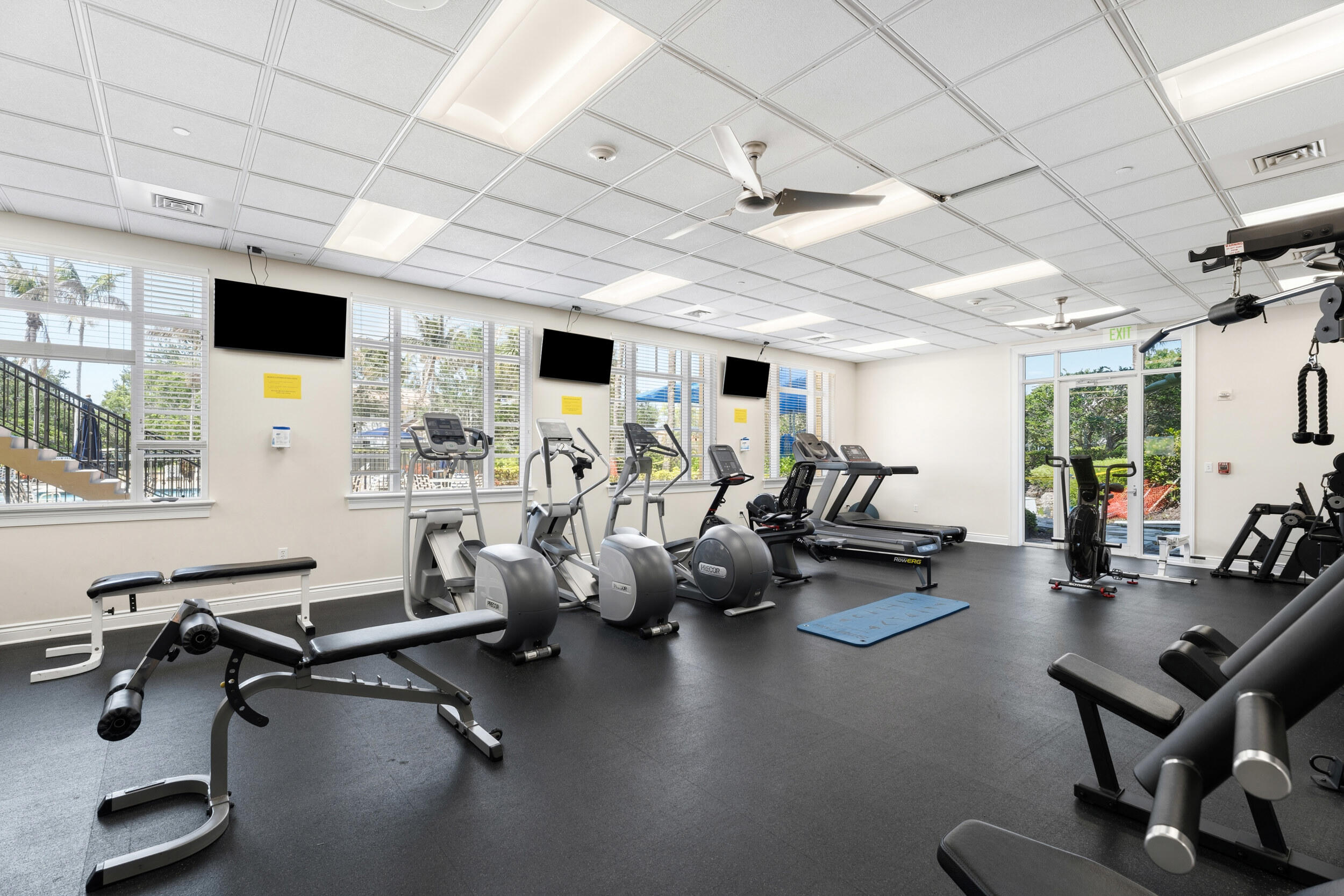 PALM COVE GOLF & YACHT CLUB - Residential