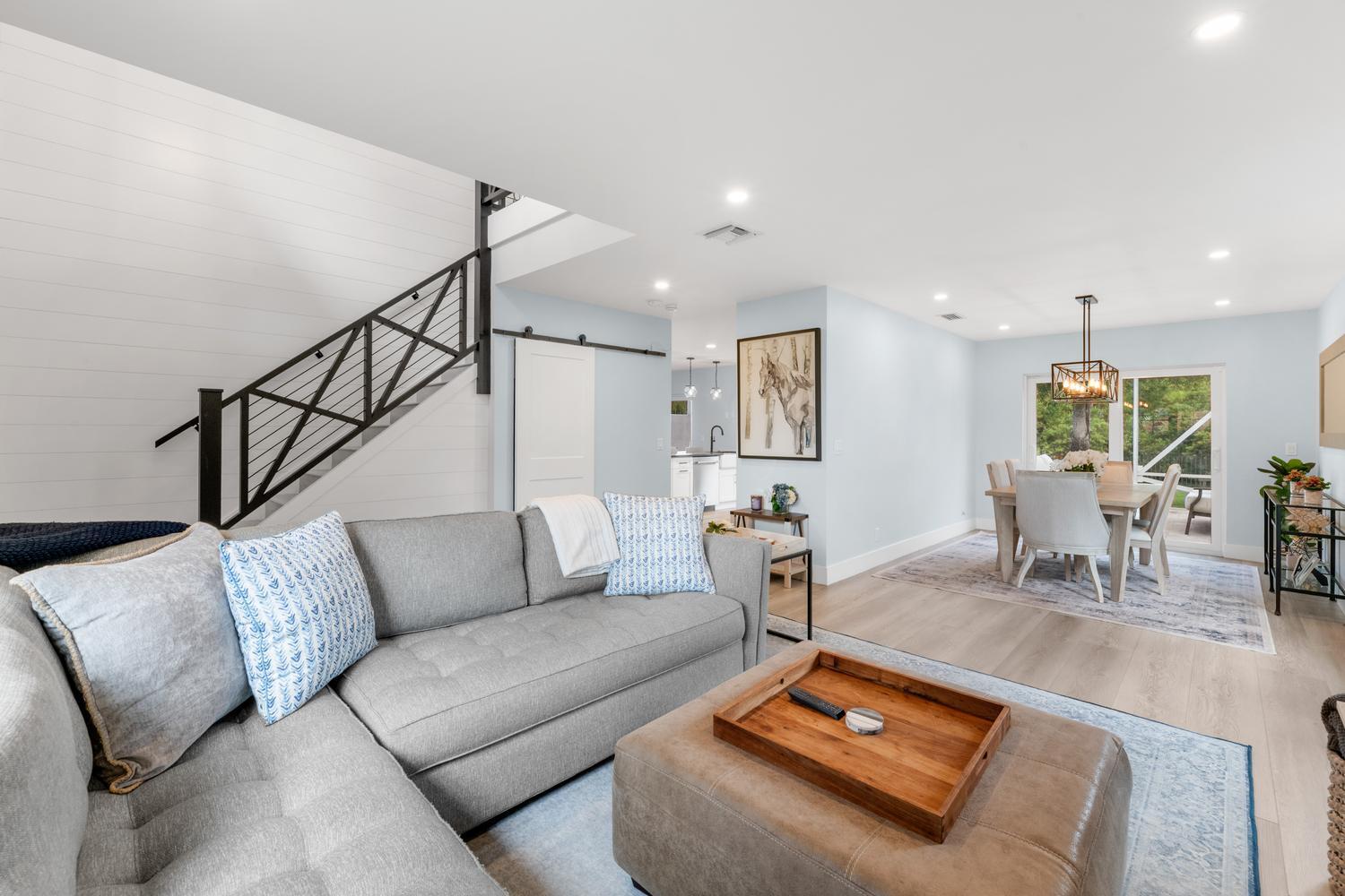 LAKEFIELD OF THE LANDINGS AT WELLINGTON 1 - Residential