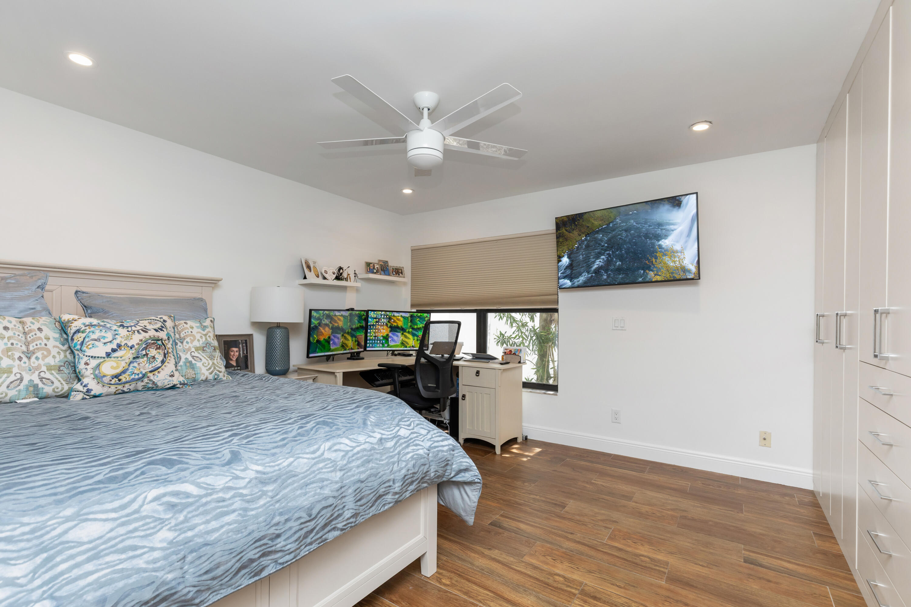 WATERS EDGE AT BOCA WEST 2 - Residential