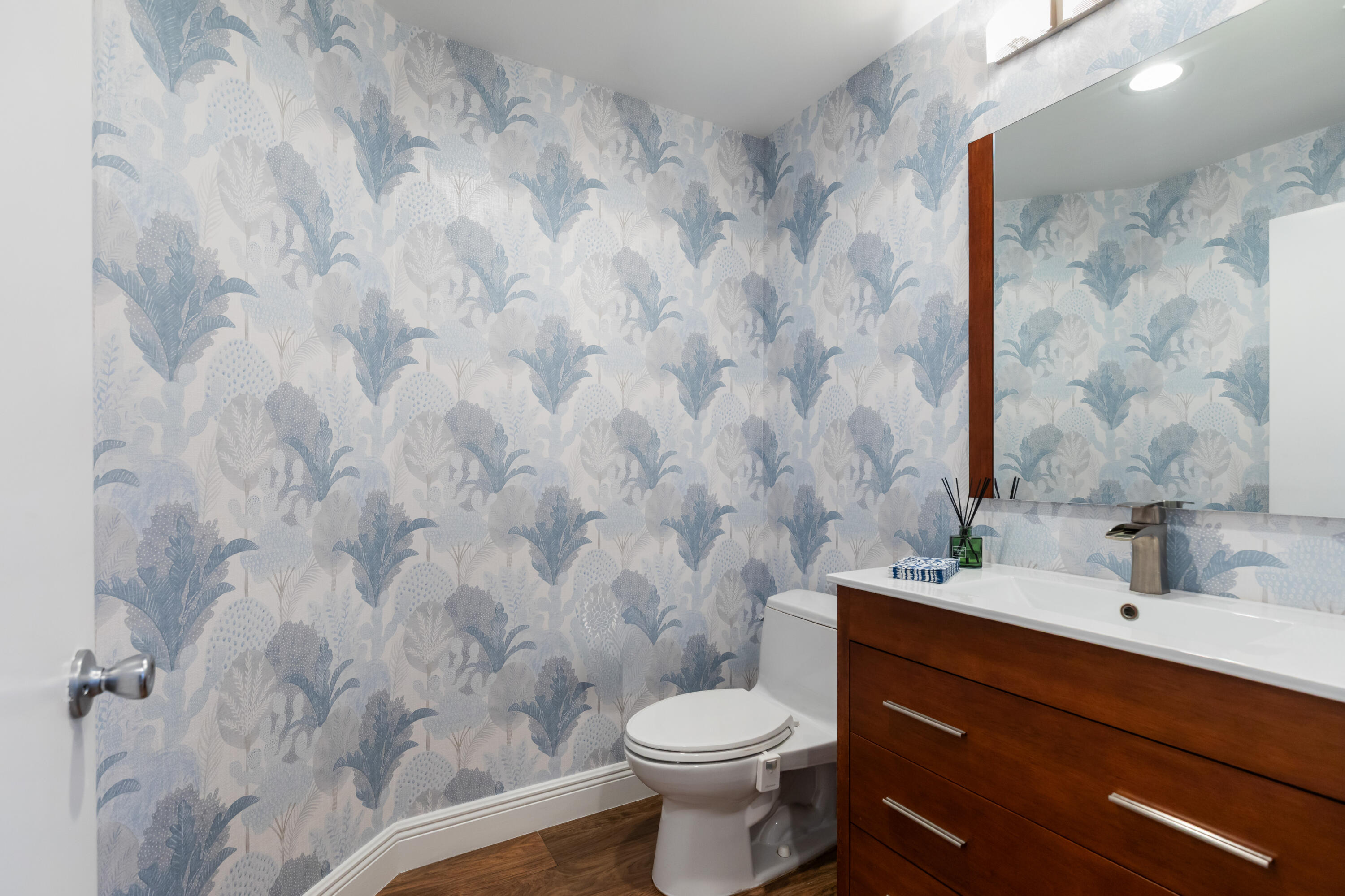WATERS EDGE AT BOCA WEST 2 - Residential