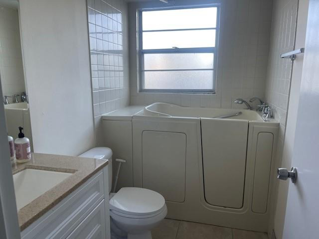 FANSHAW AT CENTURY VILLAGE CONDO - Residential