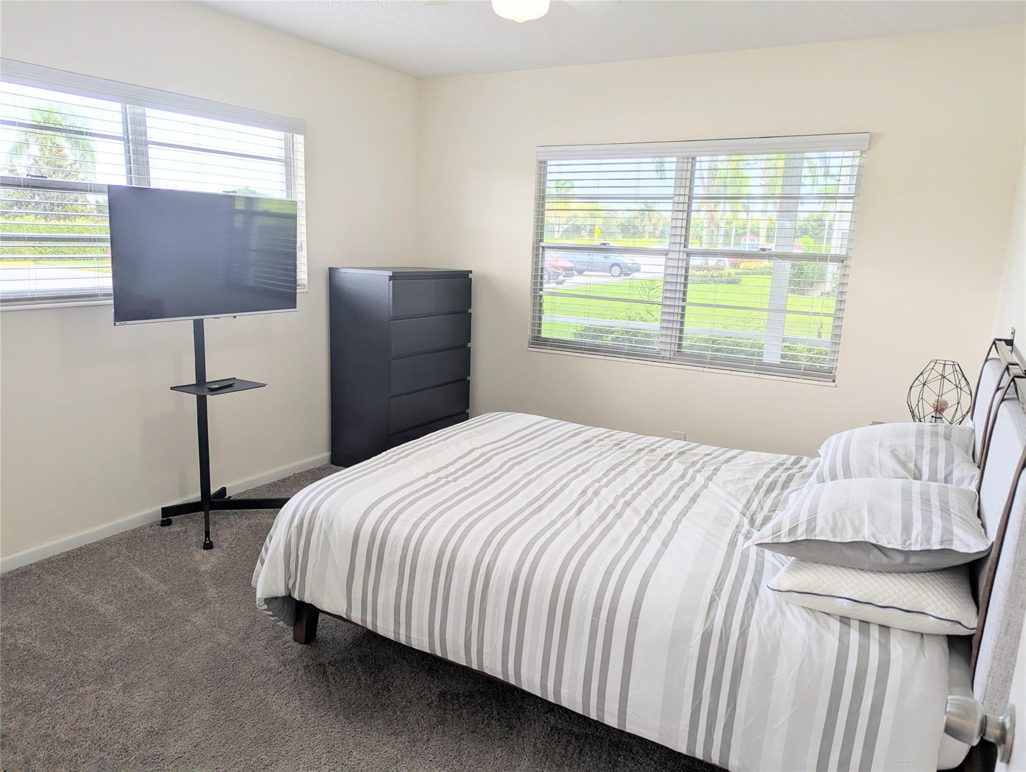 FANSHAW AT CENTURY VILLAGE CONDO - Residential