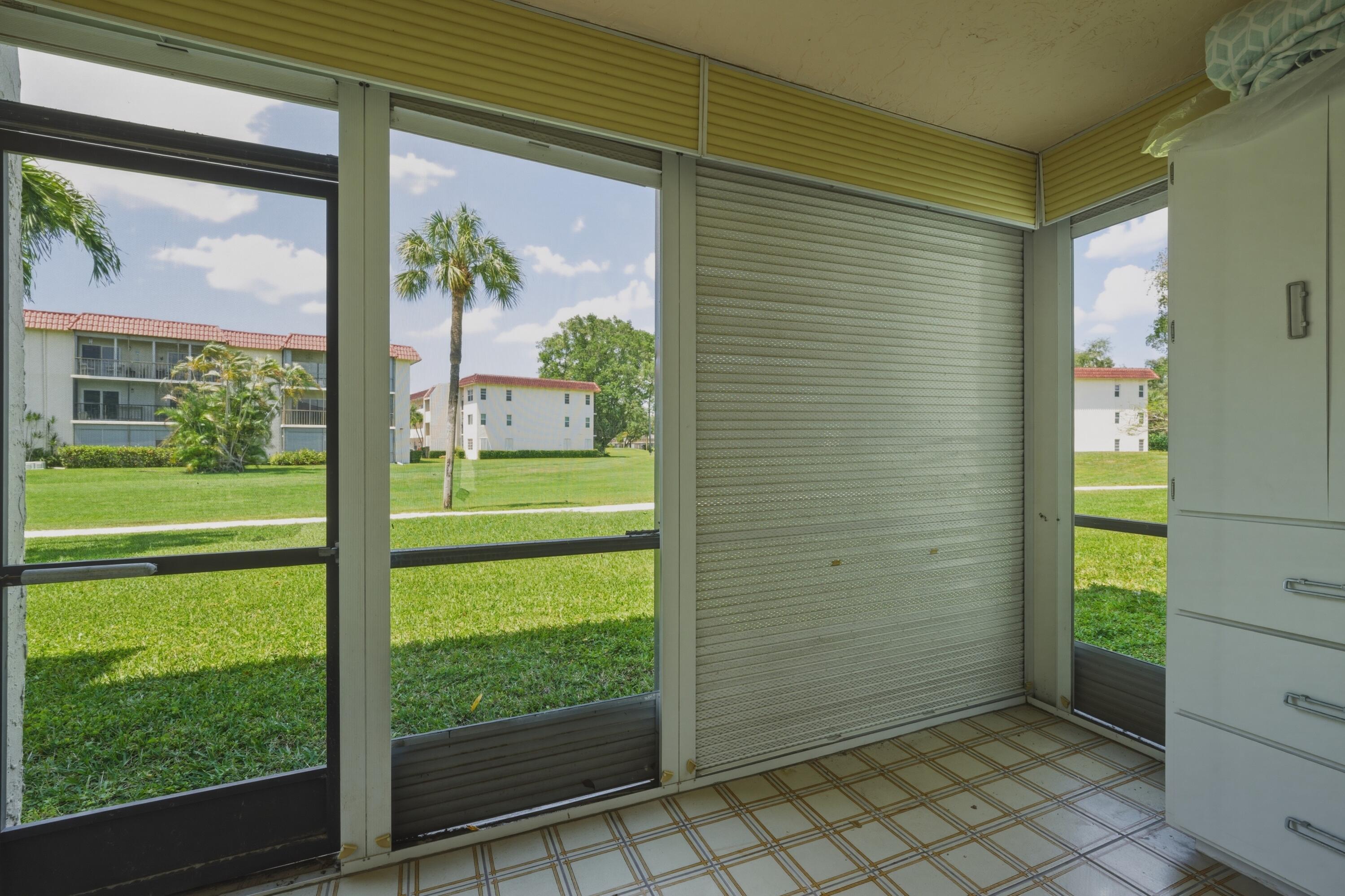 HOLLYBROOK GOLF & TENNIS CLUB - Residential
