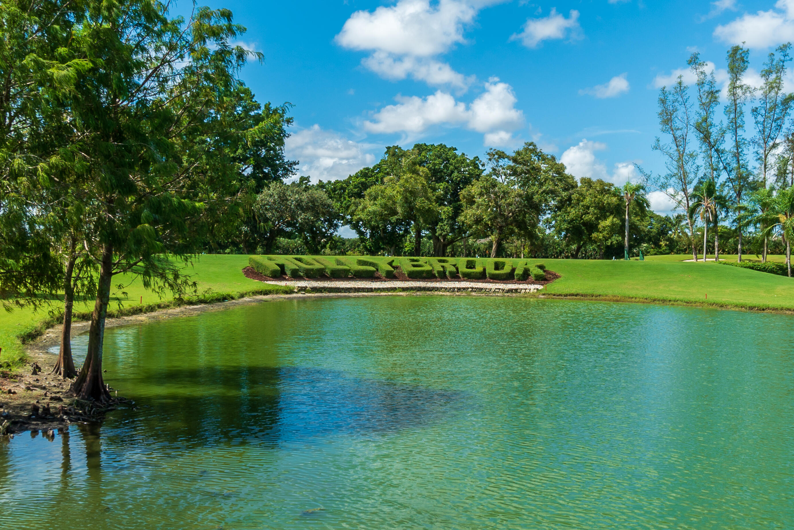HOLLYBROOK GOLF & TENNIS CLUB - Residential