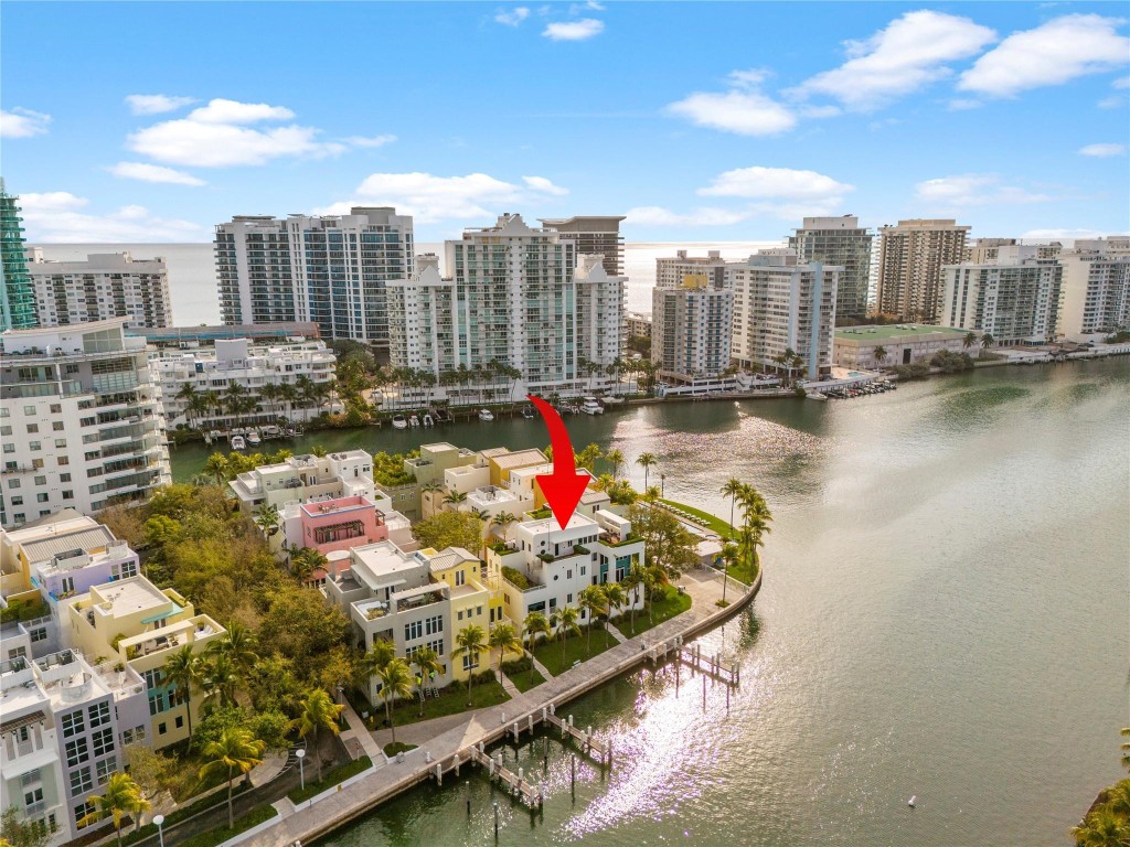 AQUA AT ALLISON ISLAND - Residential
