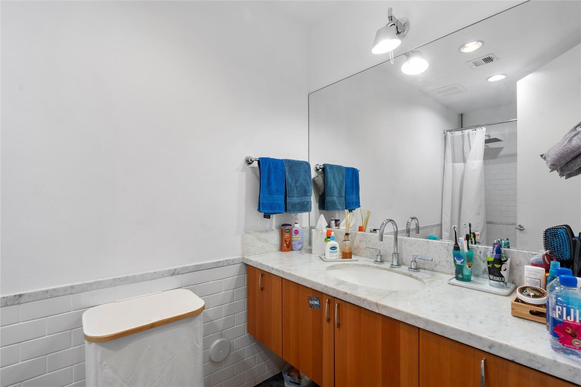 AQUA AT ALLISON ISLAND - Residential